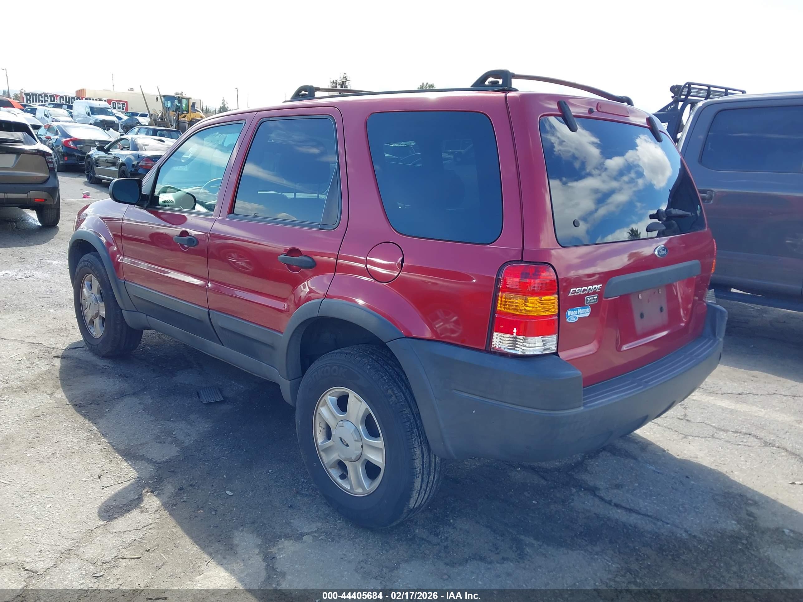 FORD ESCAPE image 3