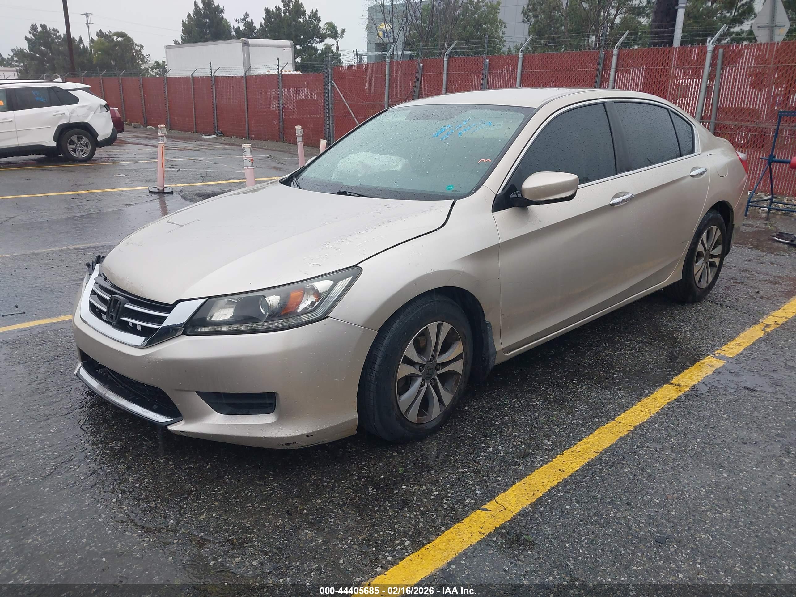 HONDA ACCORD image 2