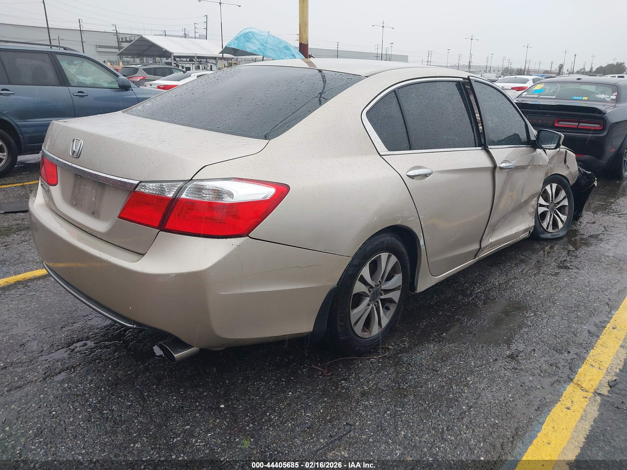 HONDA ACCORD image 4