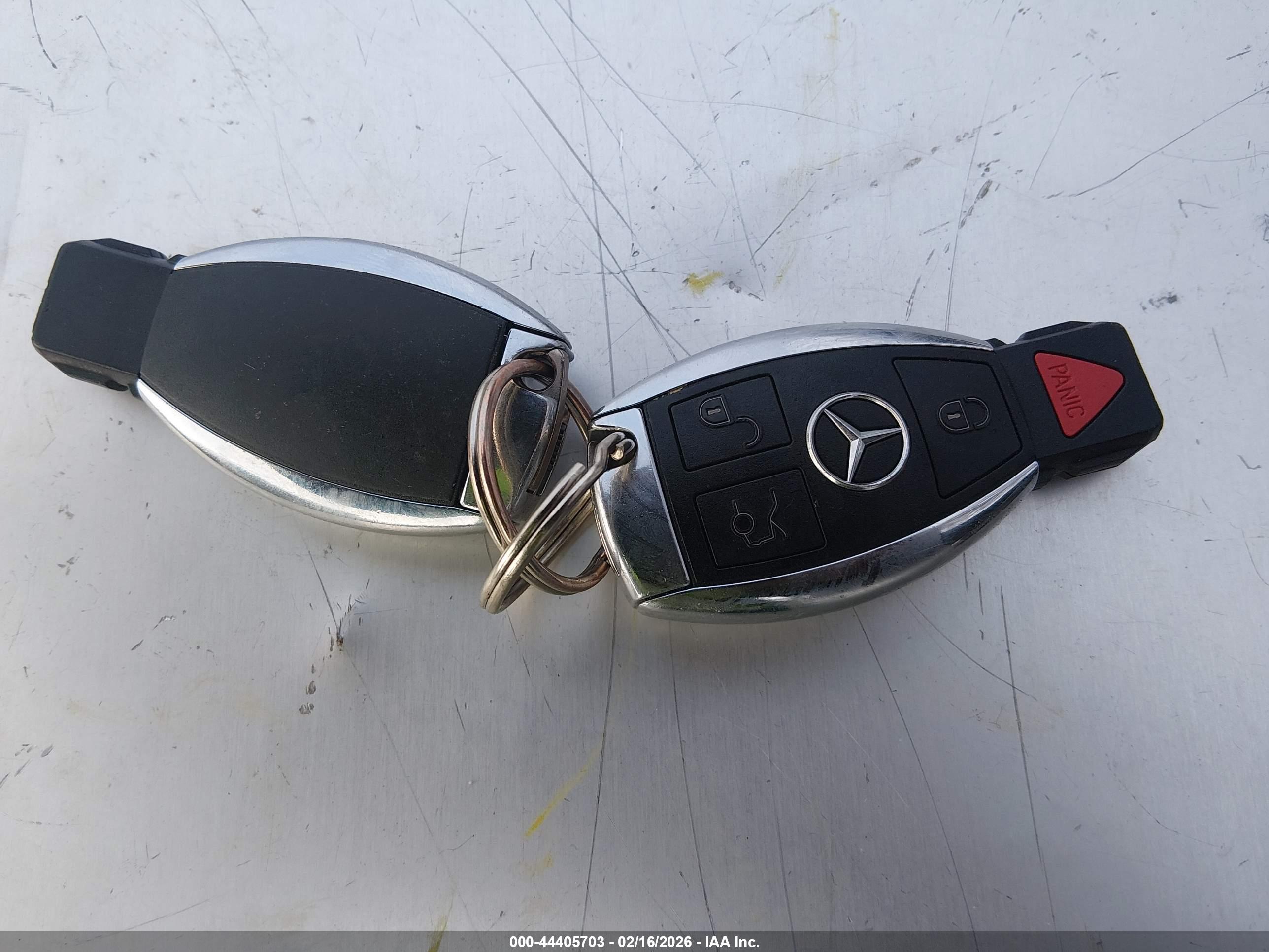 MERCEDES-BENZ GLK image 11