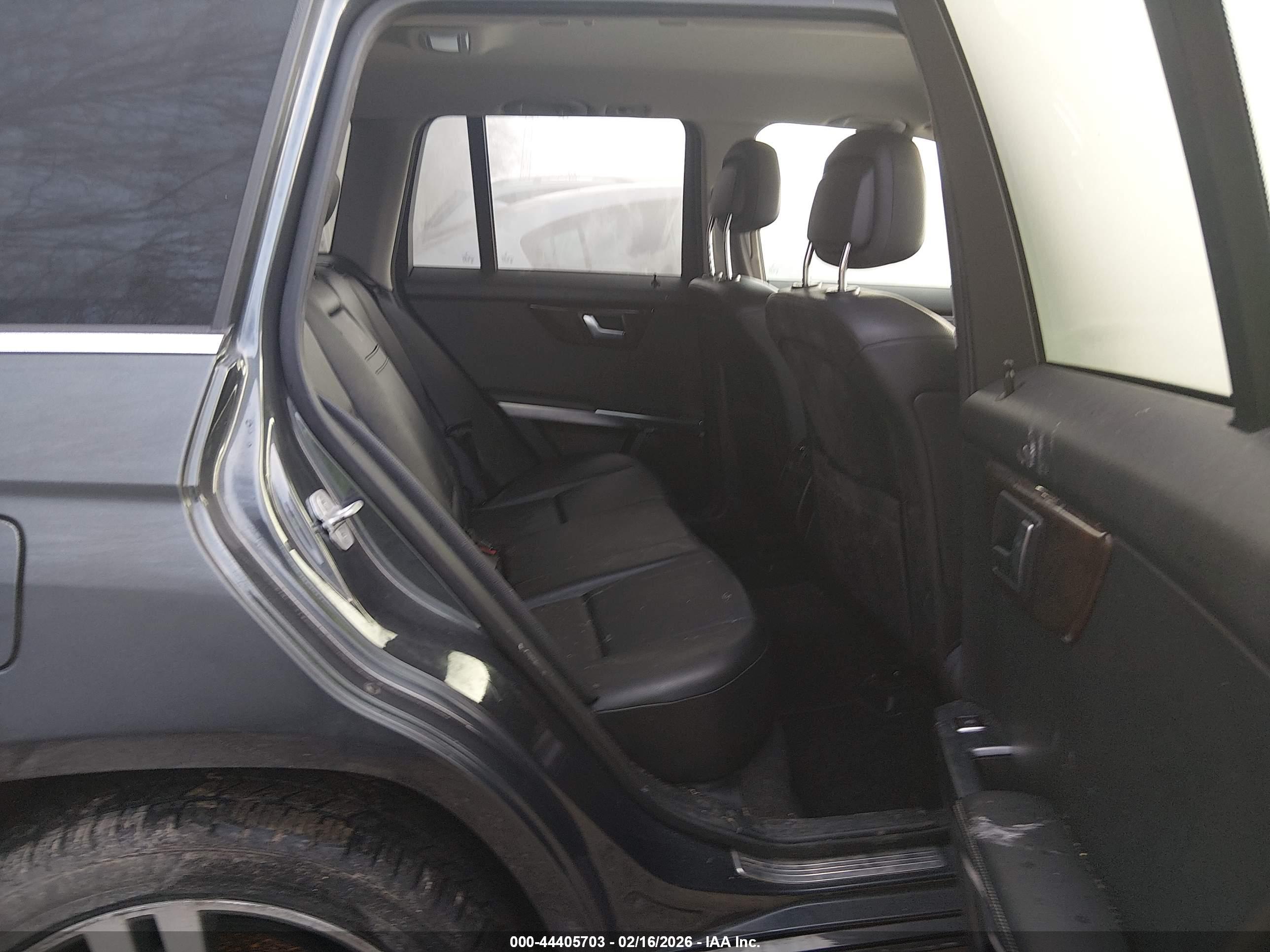 MERCEDES-BENZ GLK image 8