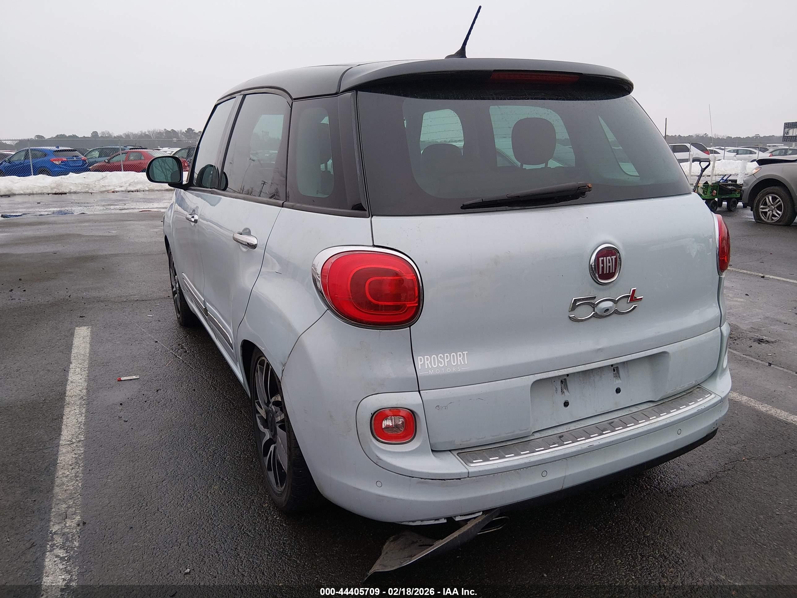 FIAT 500L image 3