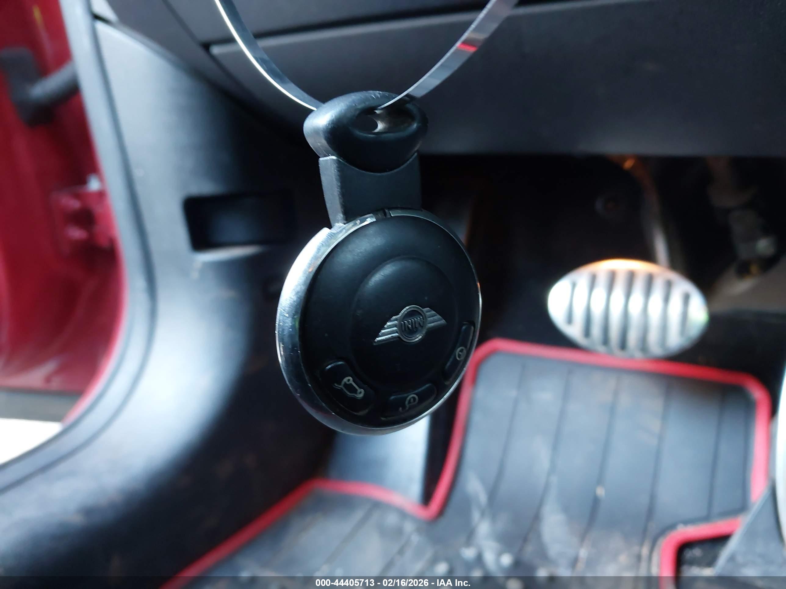 MINI COUNTRYMAN image 11