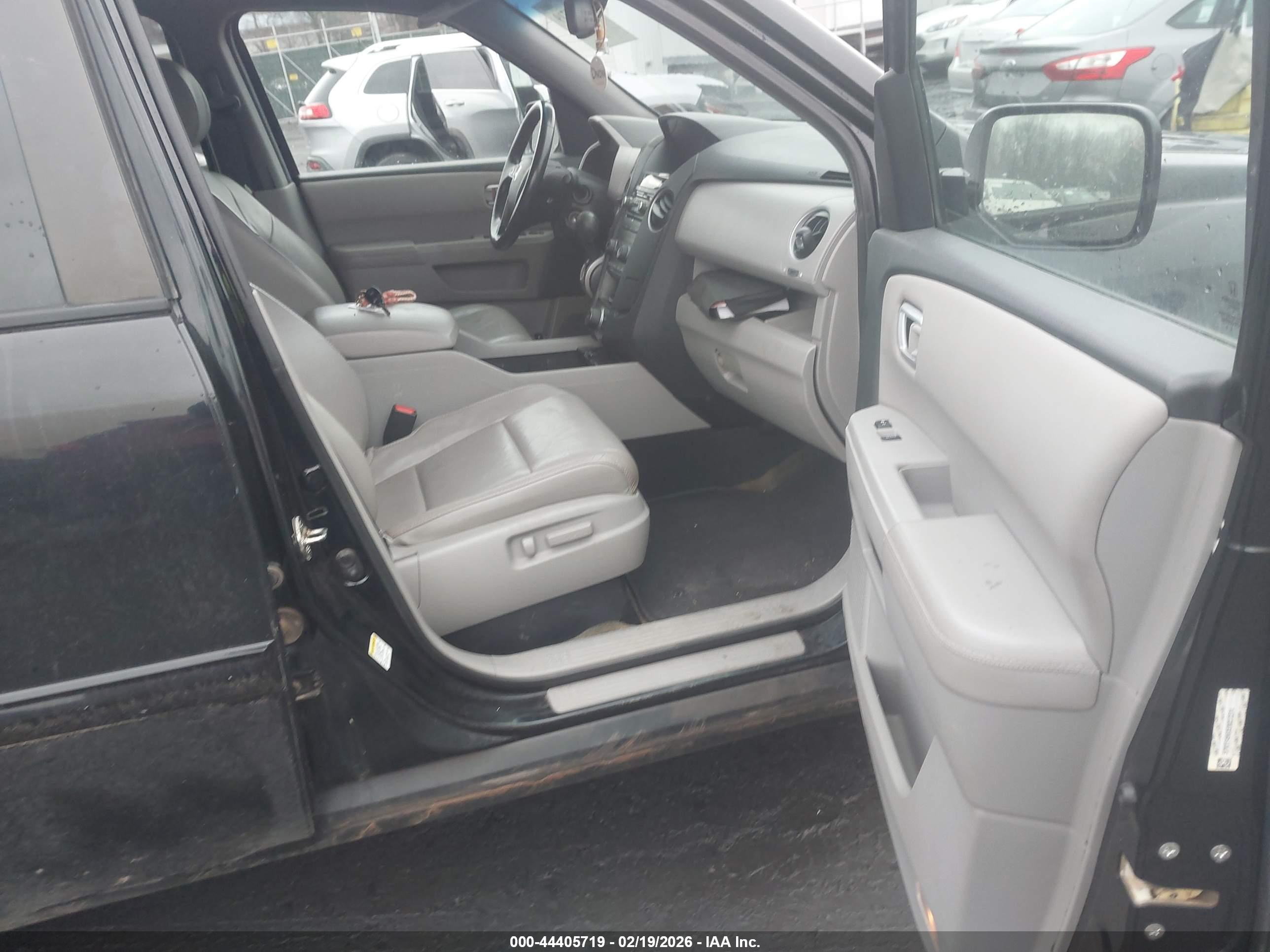 HONDA PILOT image 5