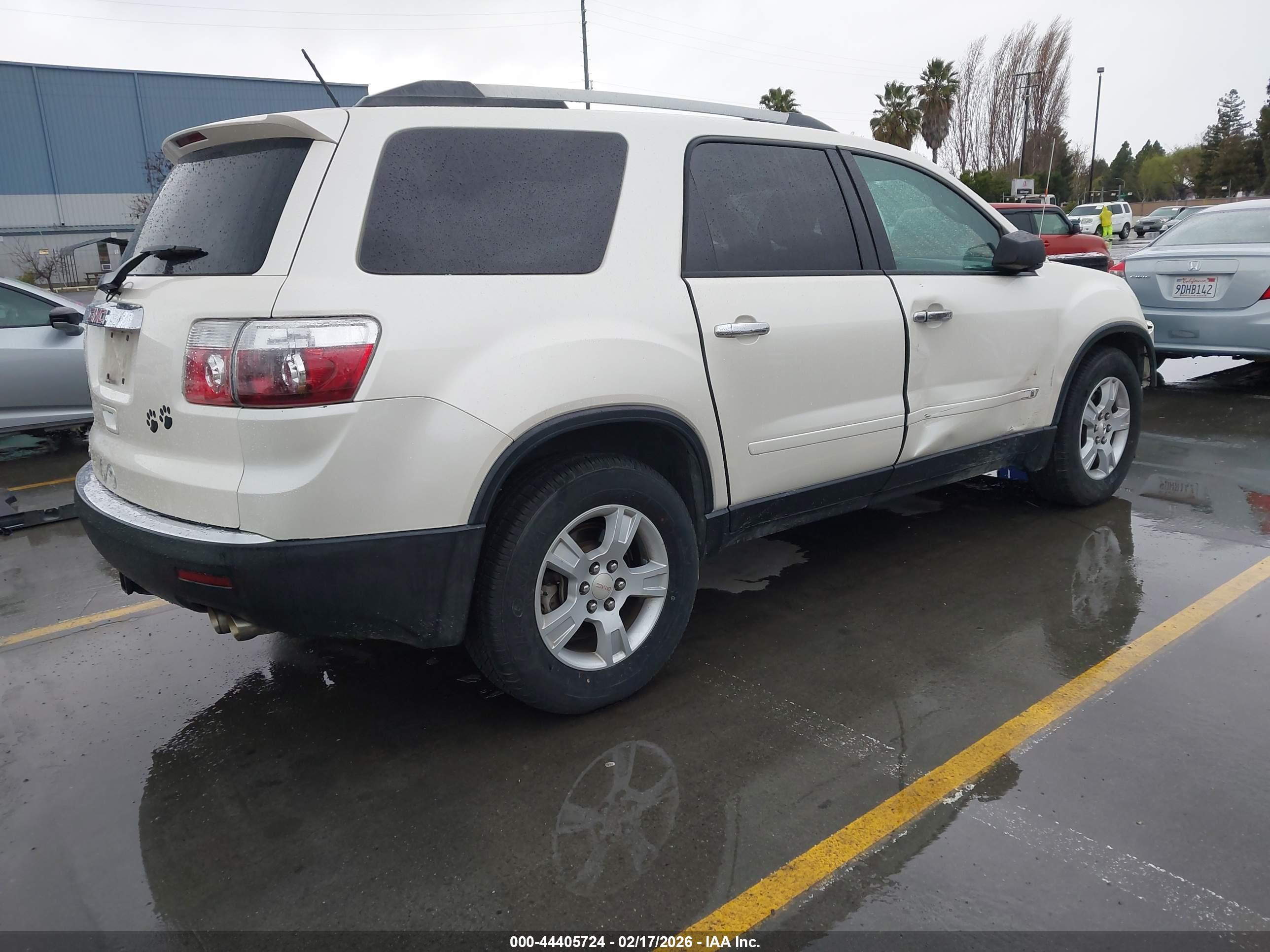GMC ACADIA image 4