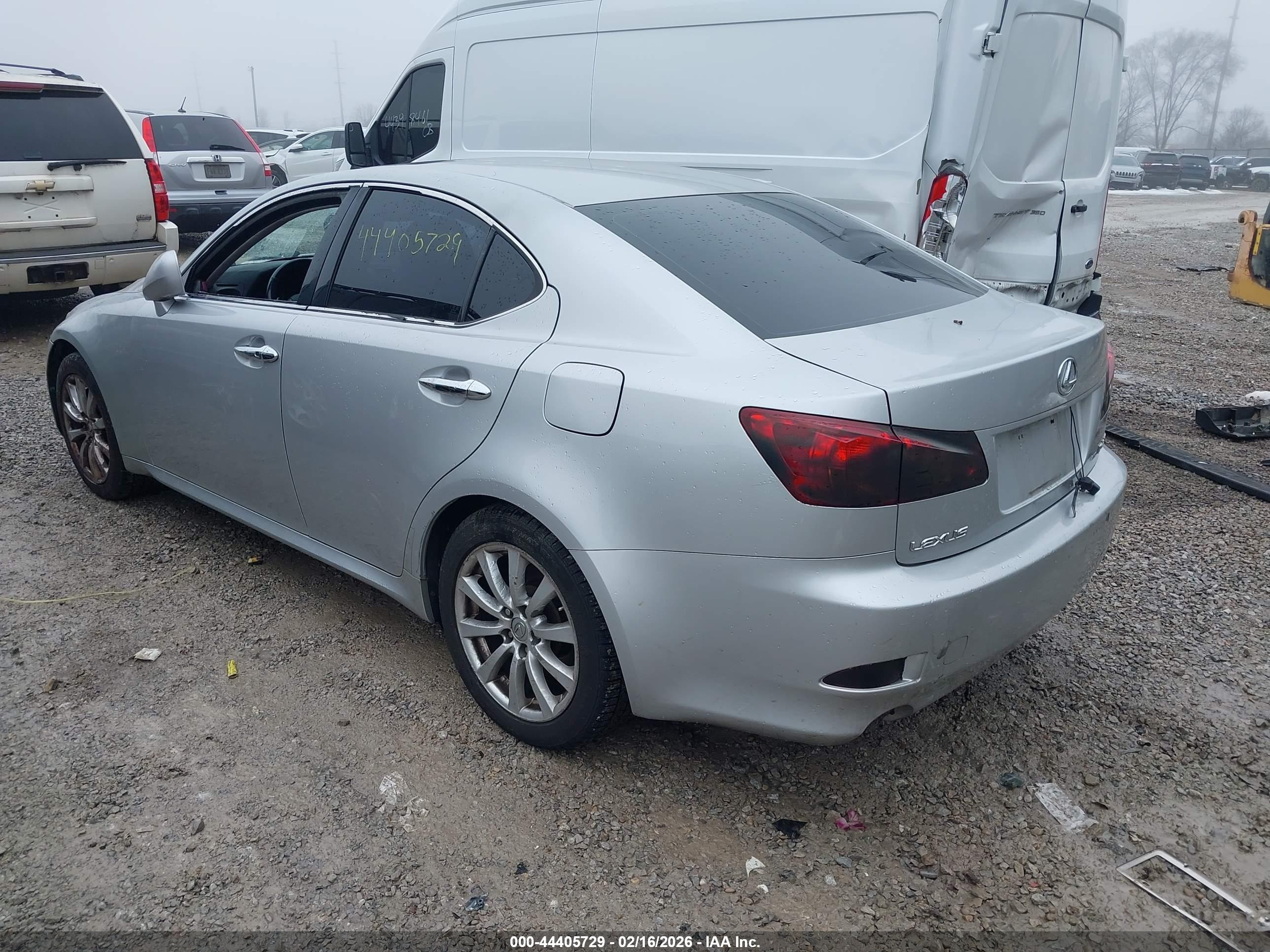 LEXUS IS image 3