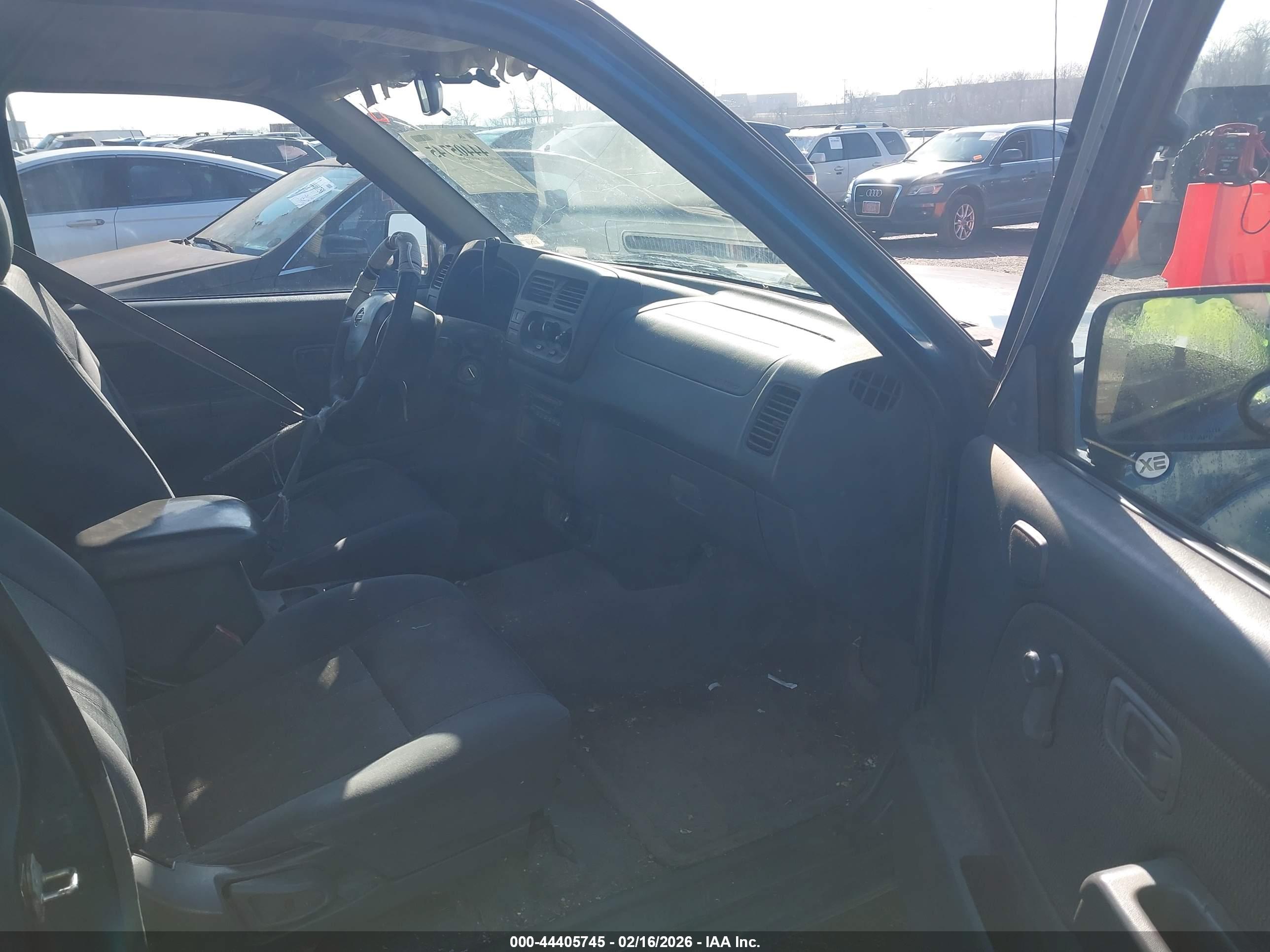 NISSAN FRONTIER image 5