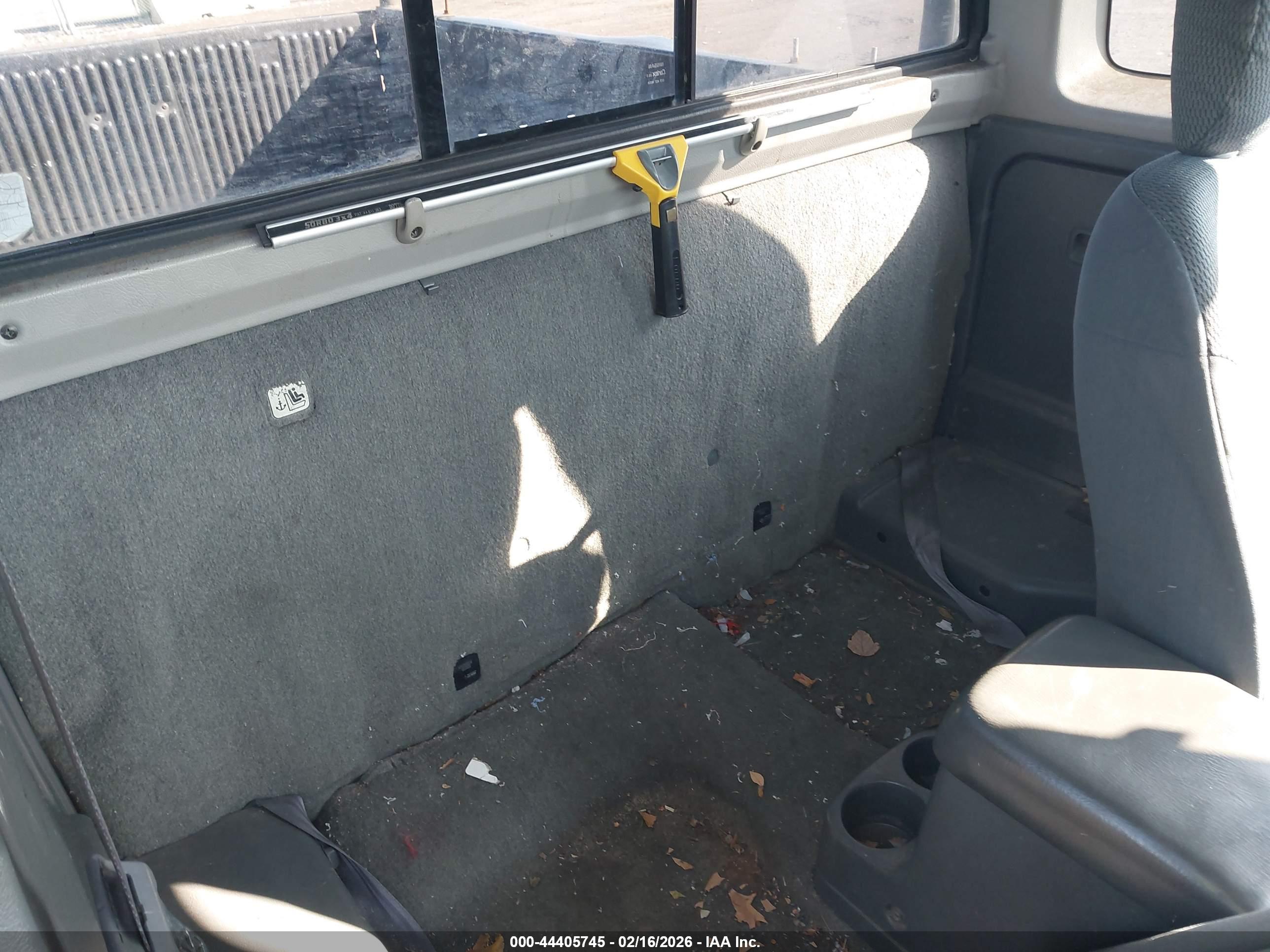 NISSAN FRONTIER image 8