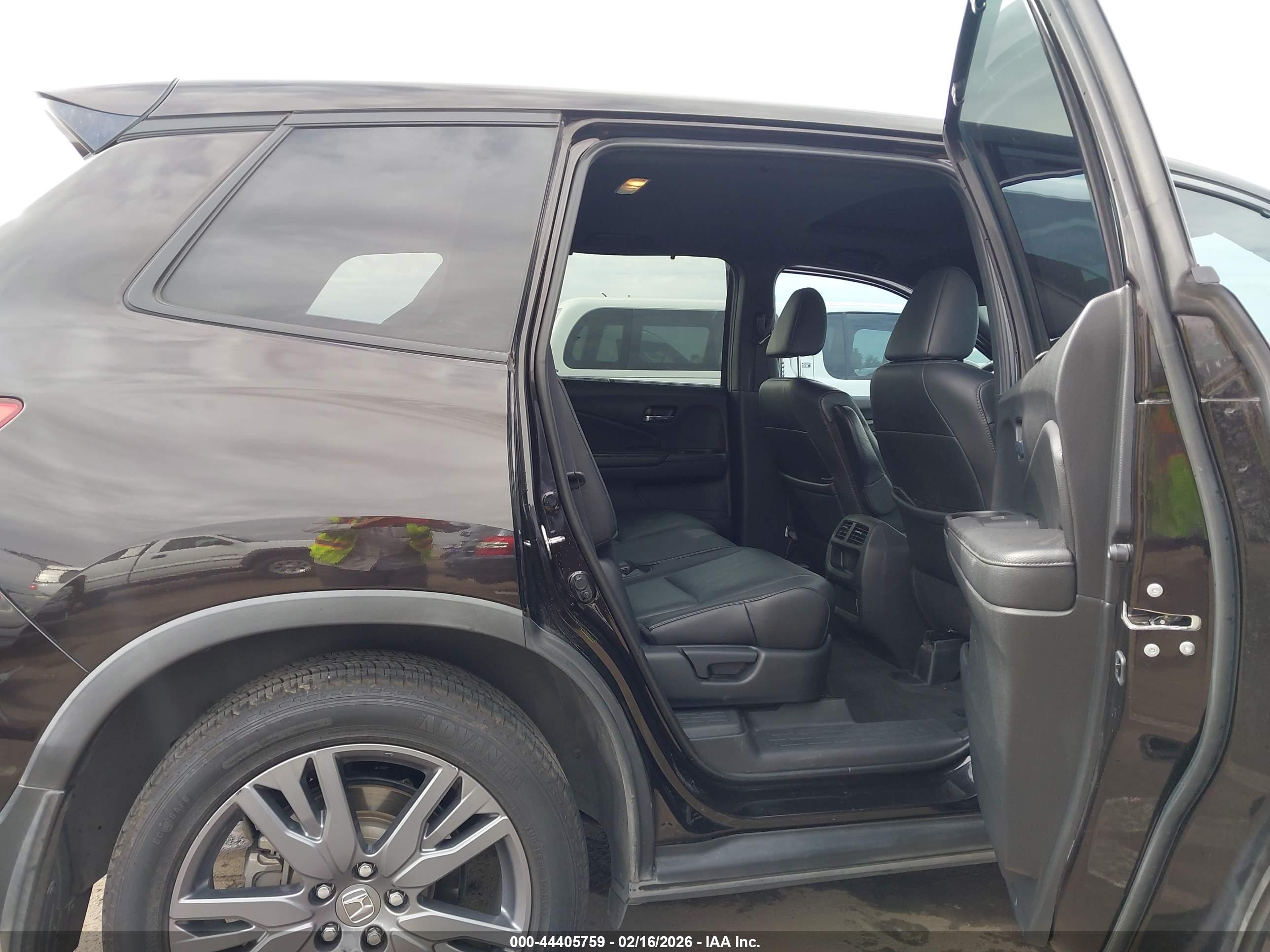 HONDA PASSPORT image 8