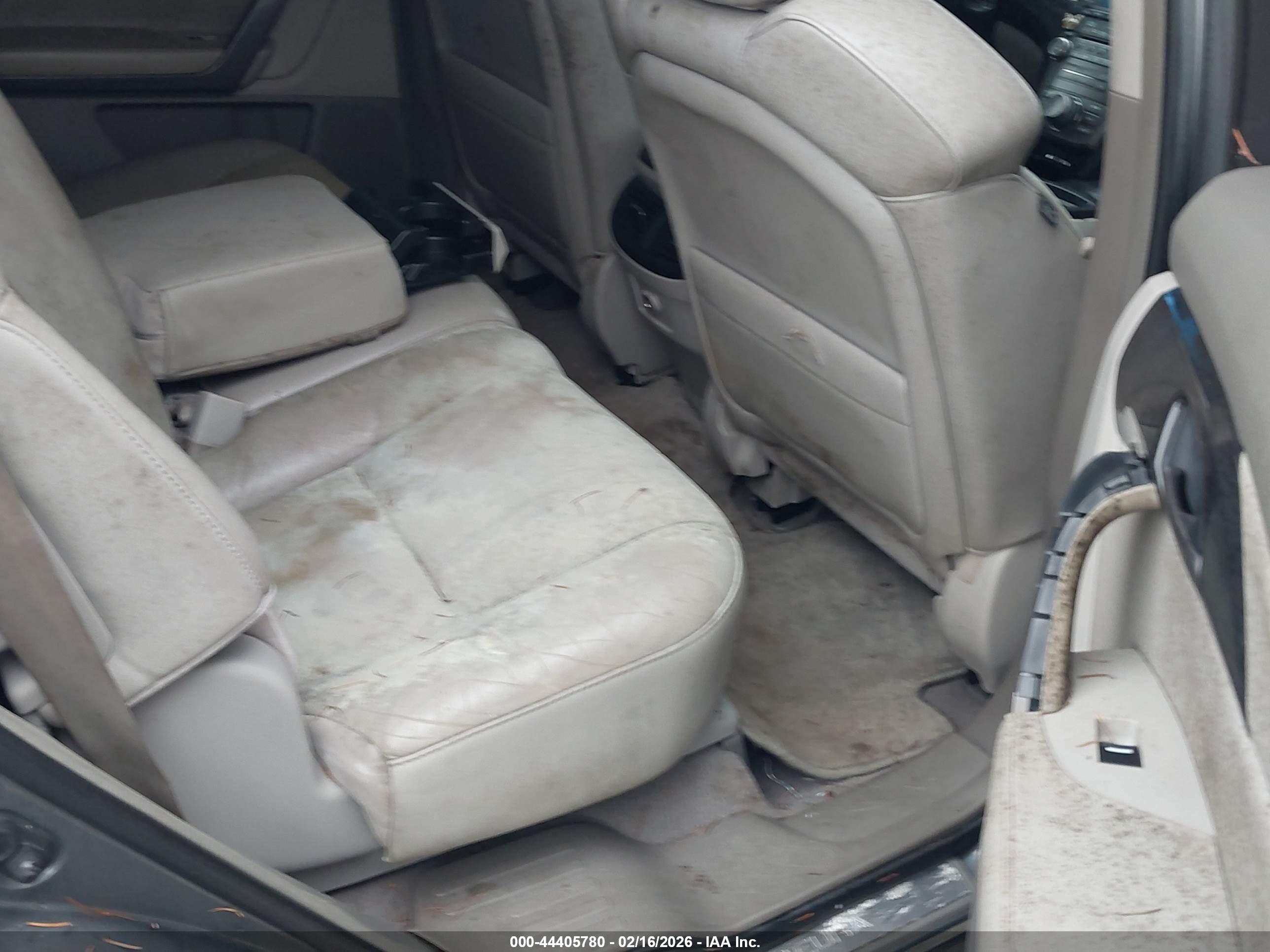 ACURA MDX image 8