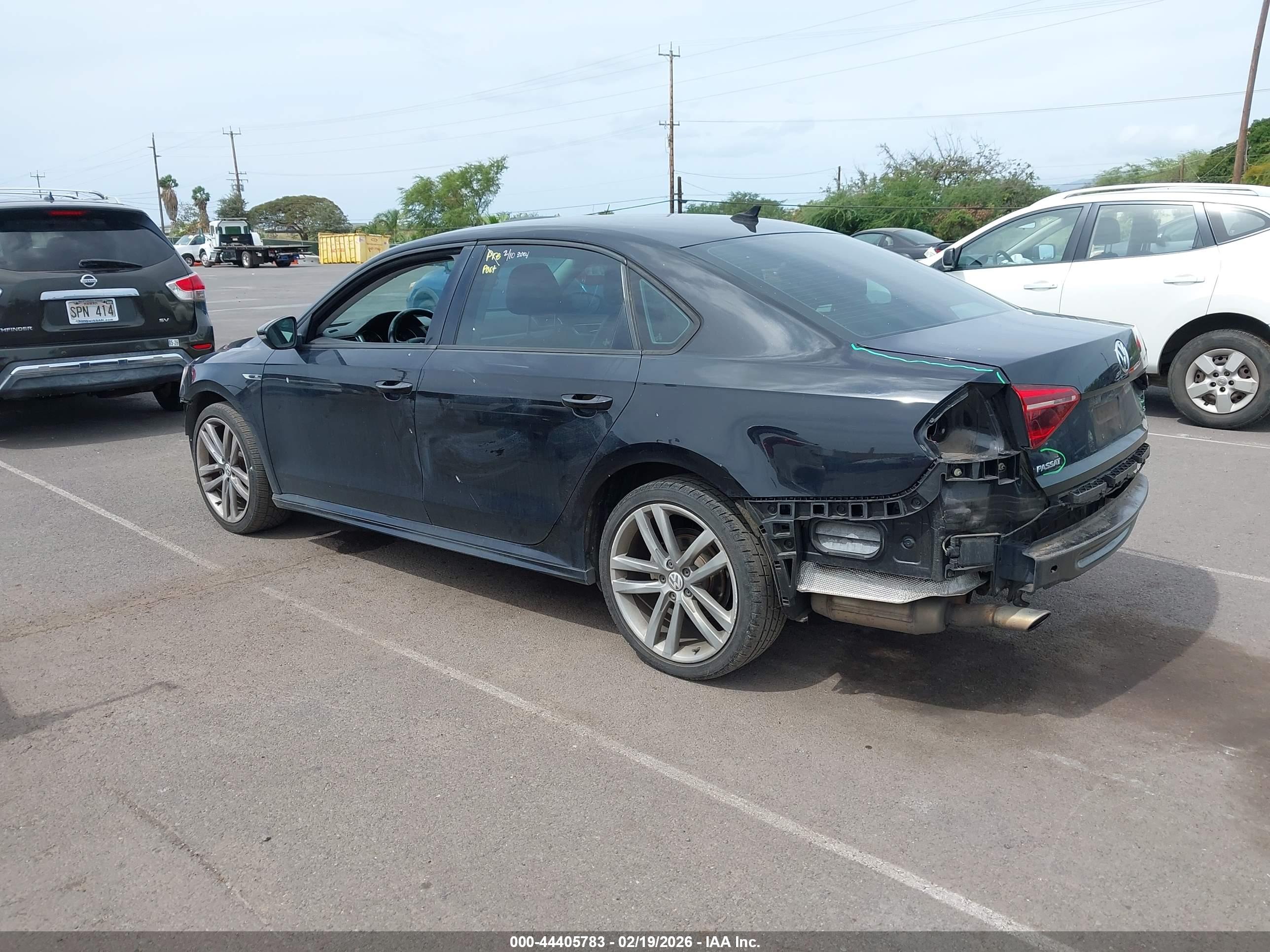 VOLKSWAGEN PASSAT image 3