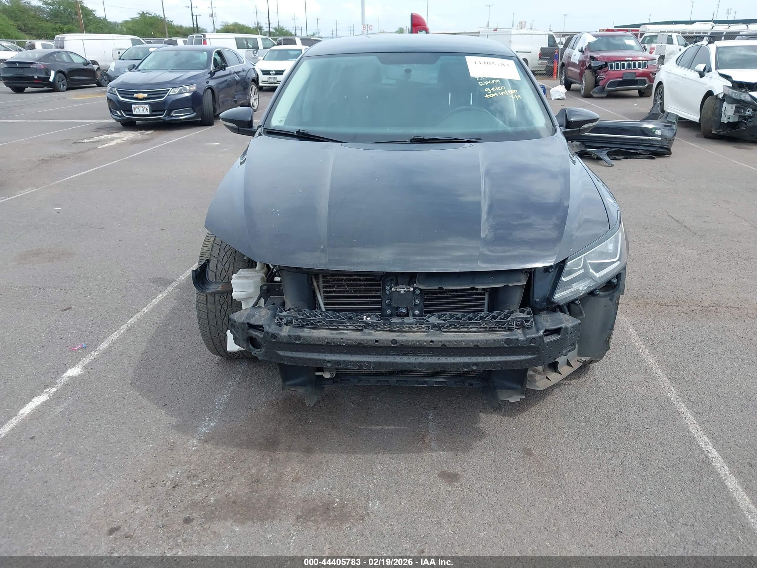 VOLKSWAGEN PASSAT image 6