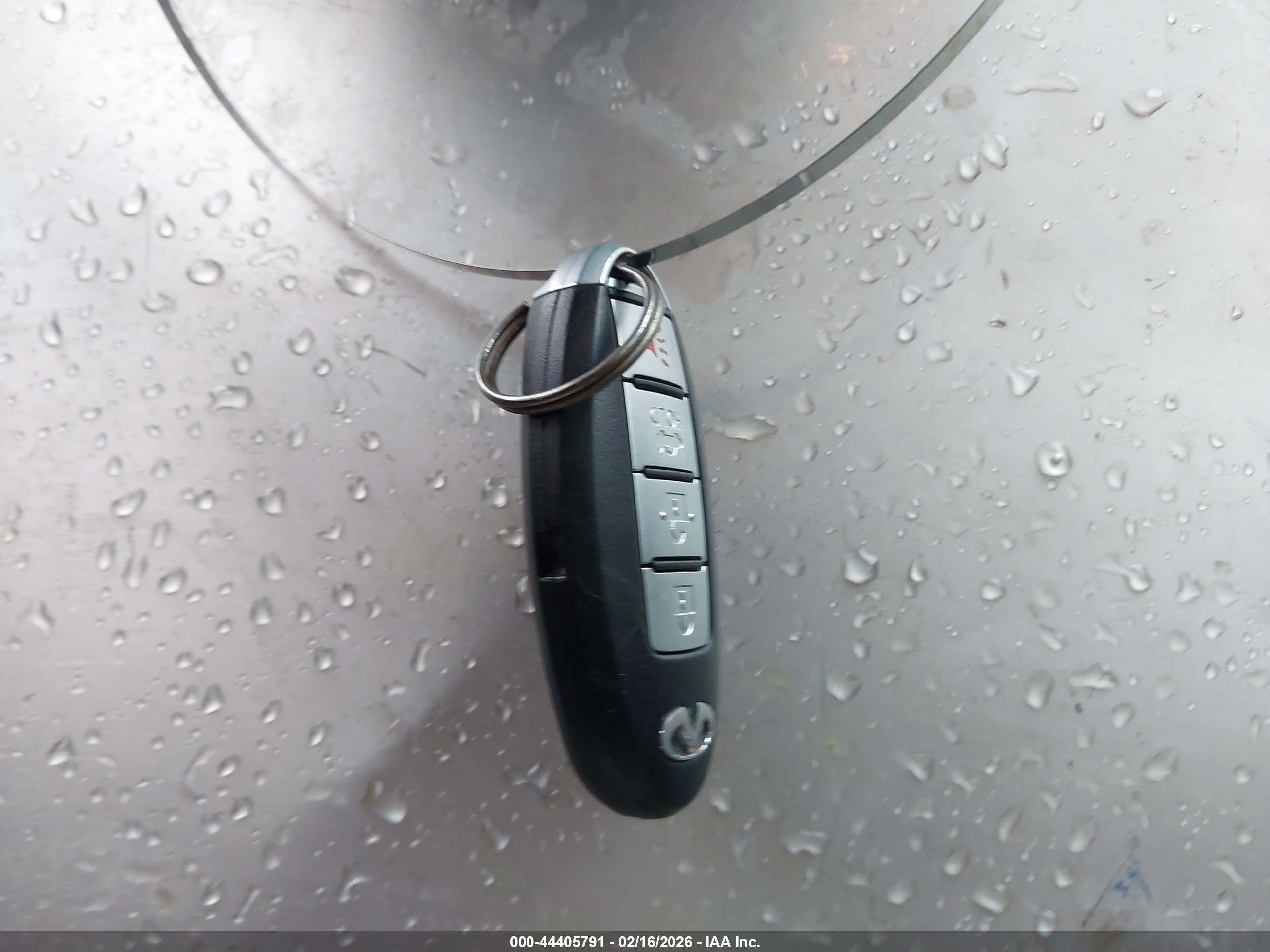 INFINITI G25 image 11