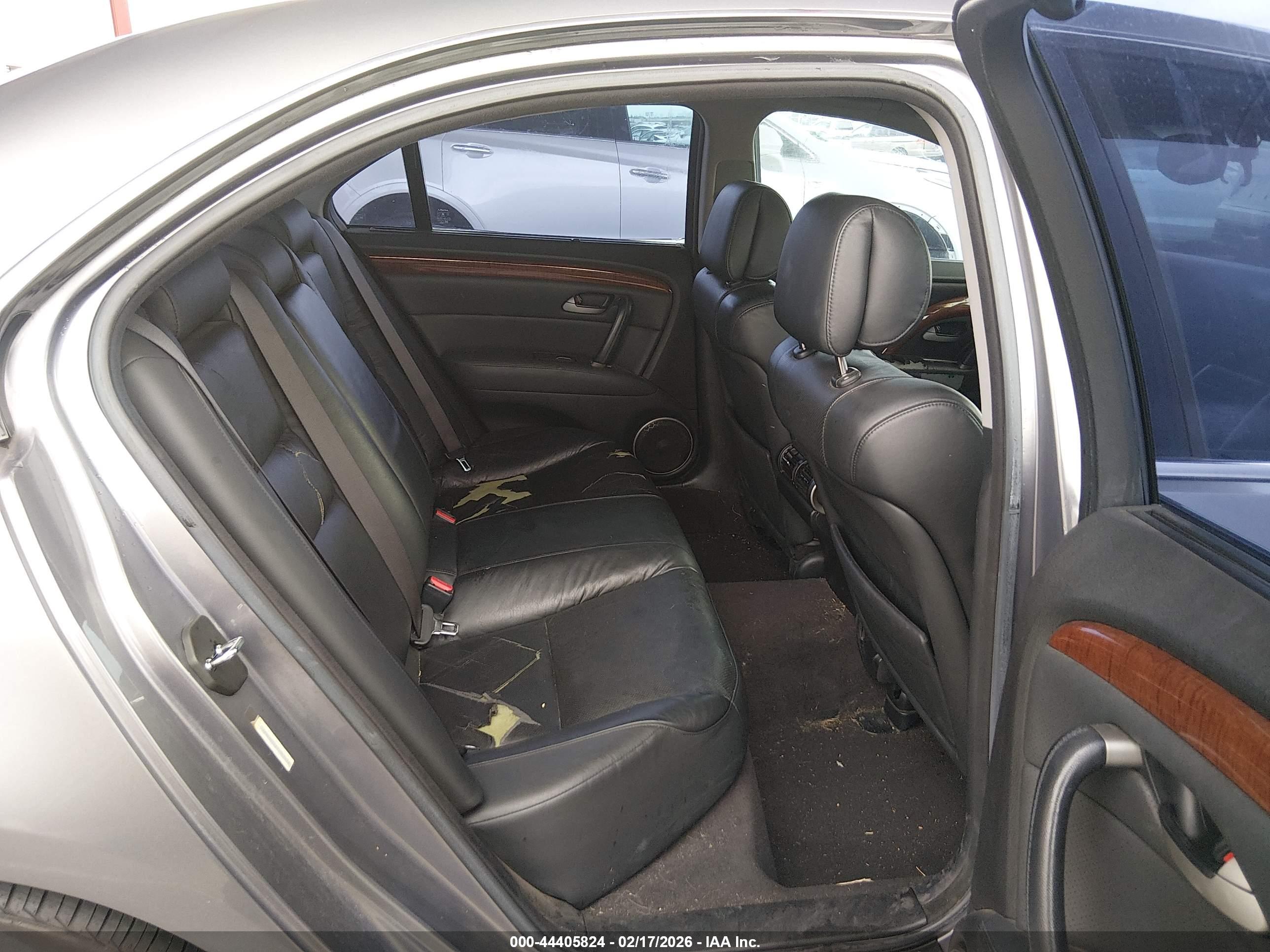 ACURA RL image 8