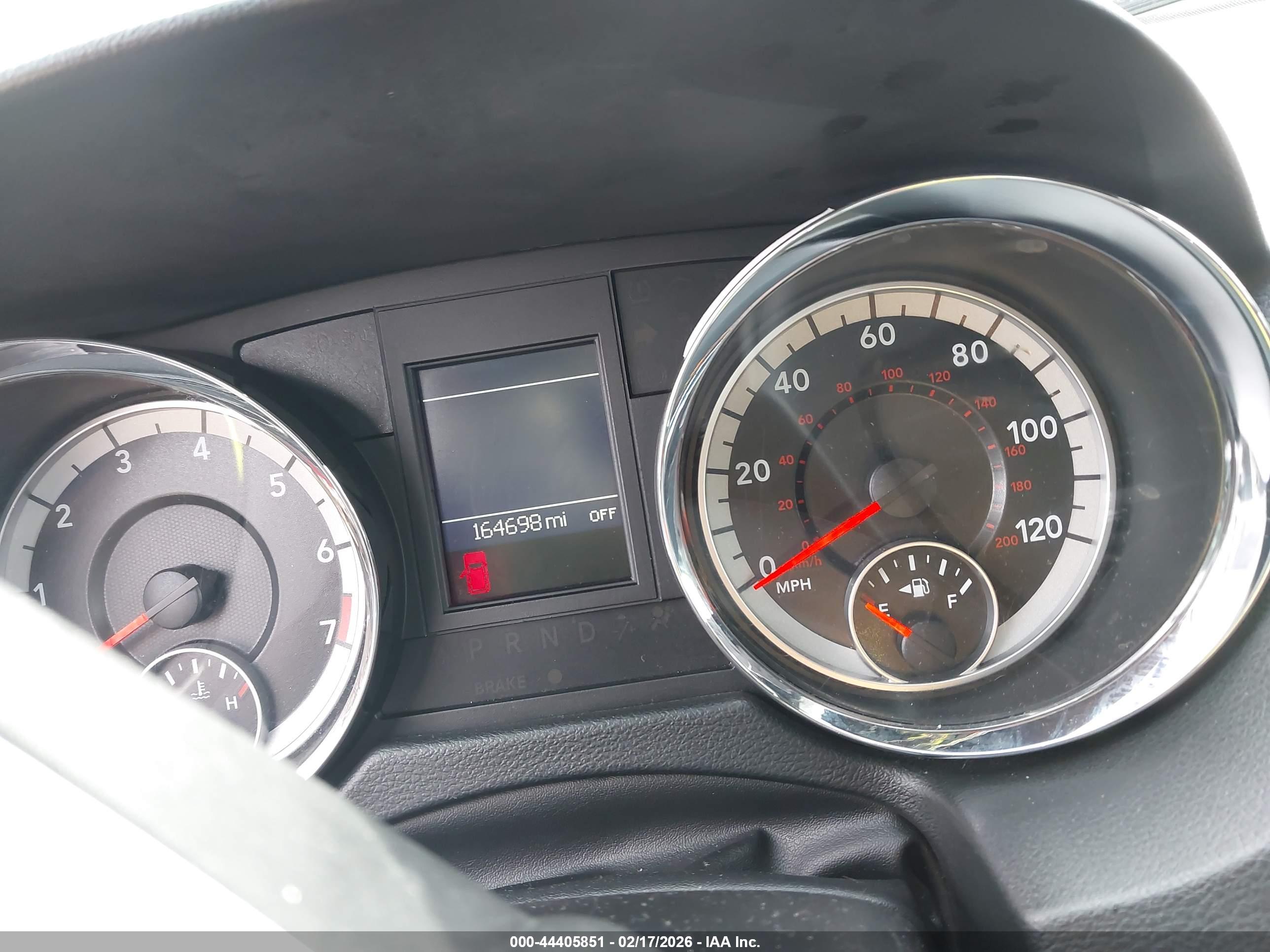 DODGE GRAND image 7