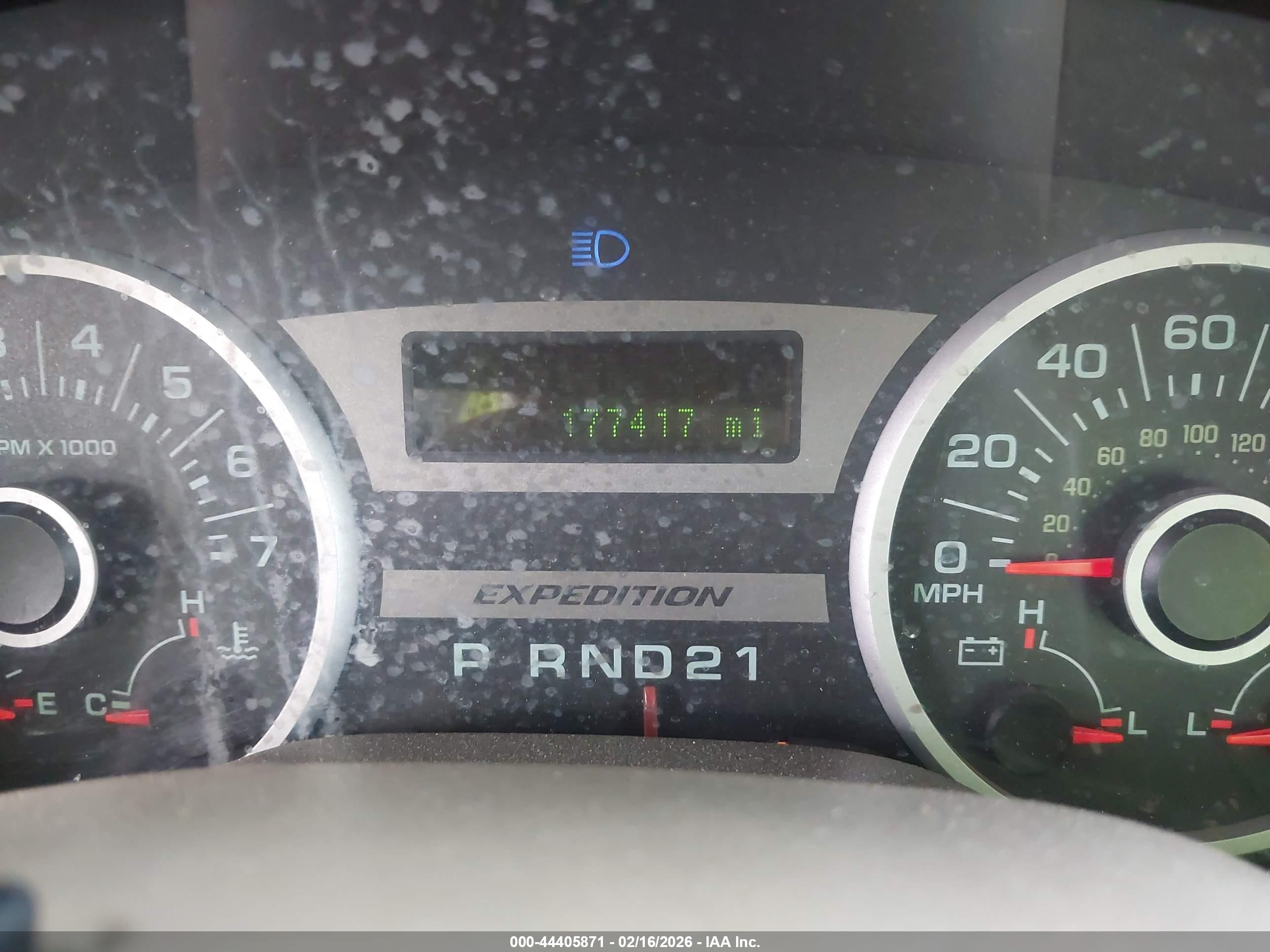 FORD EXPEDITION image 7