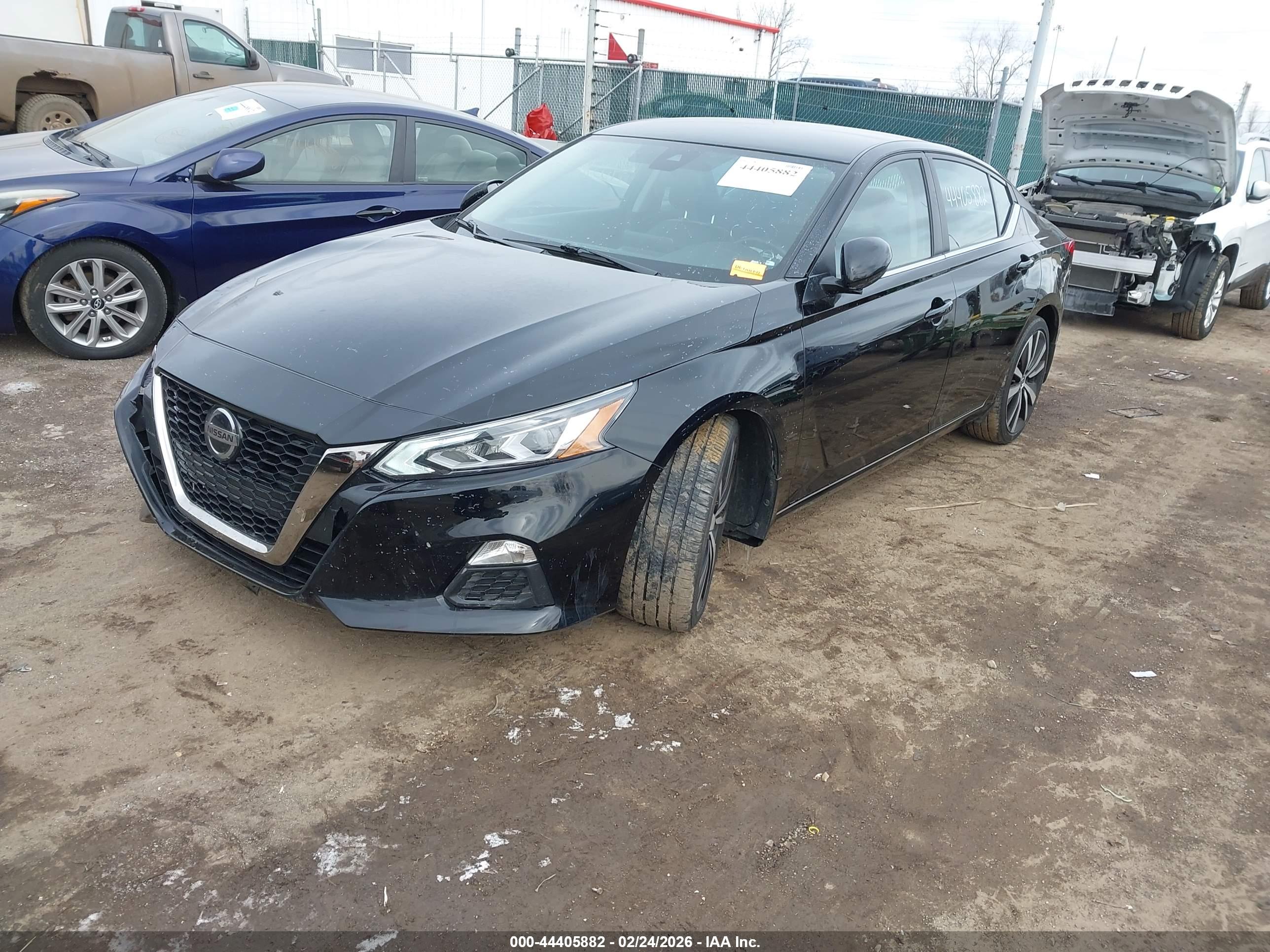 NISSAN ALTIMA image 2