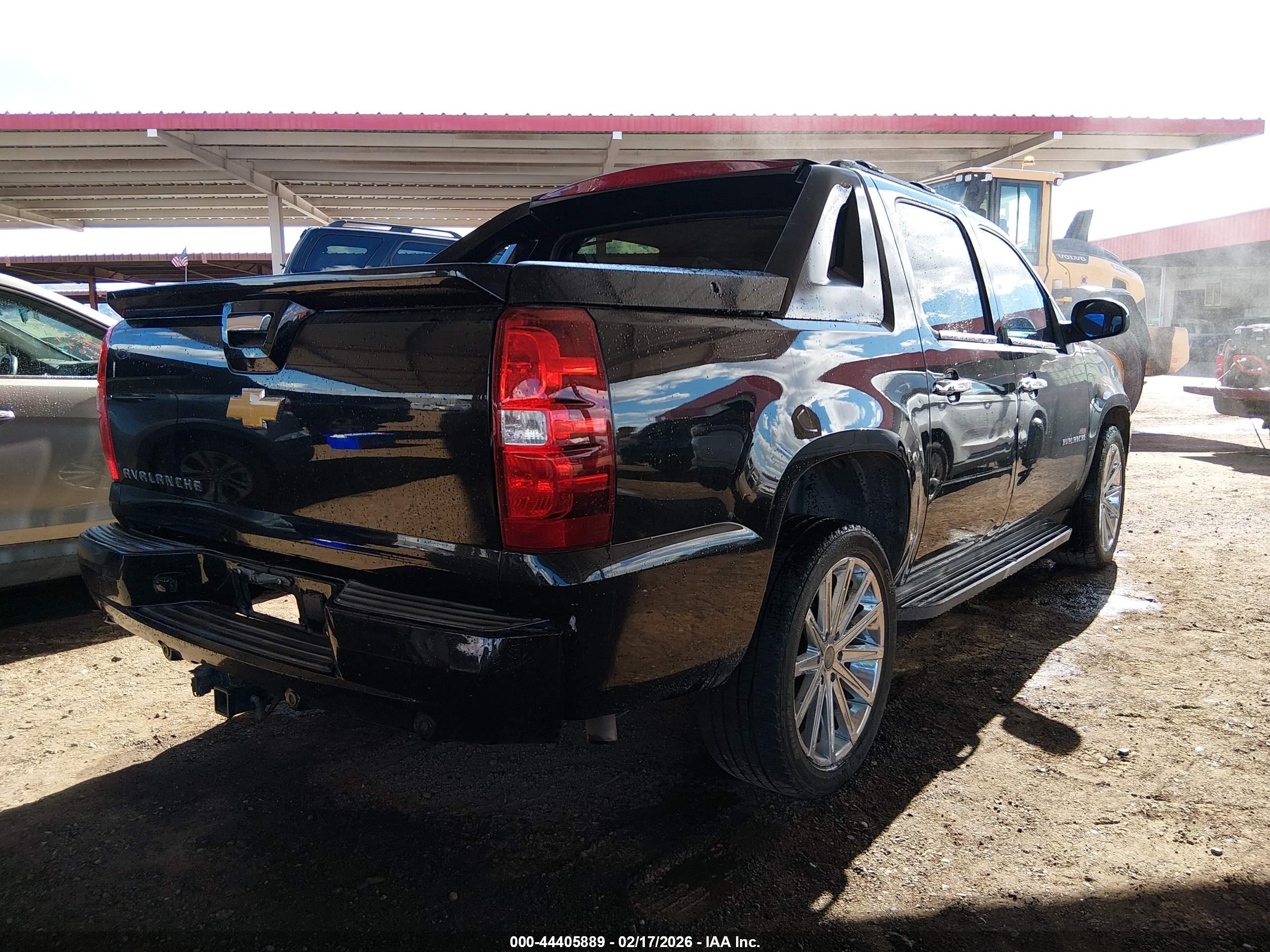 CHEVROLET AVALANCHE image 4