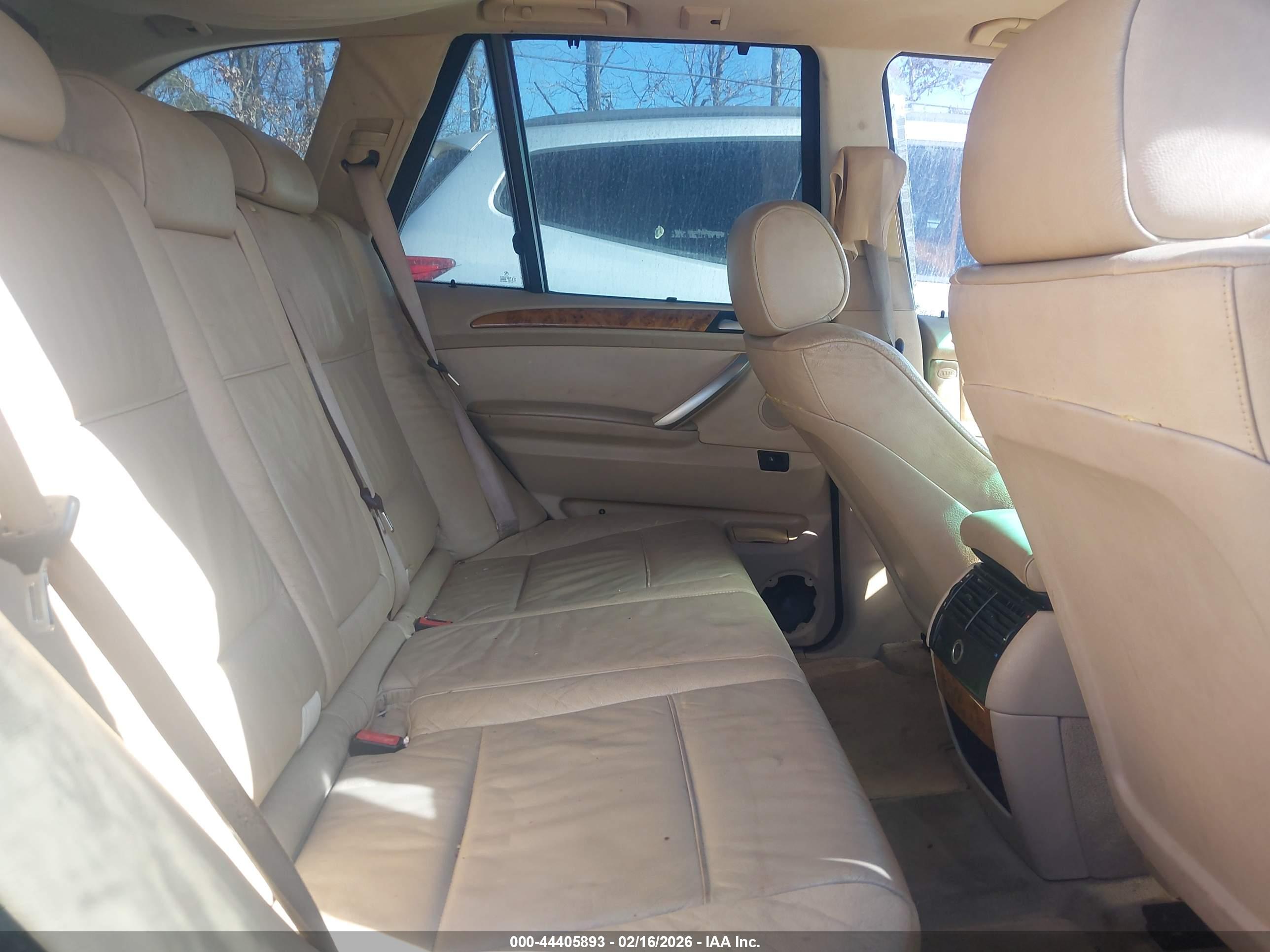 BMW X5 image 8