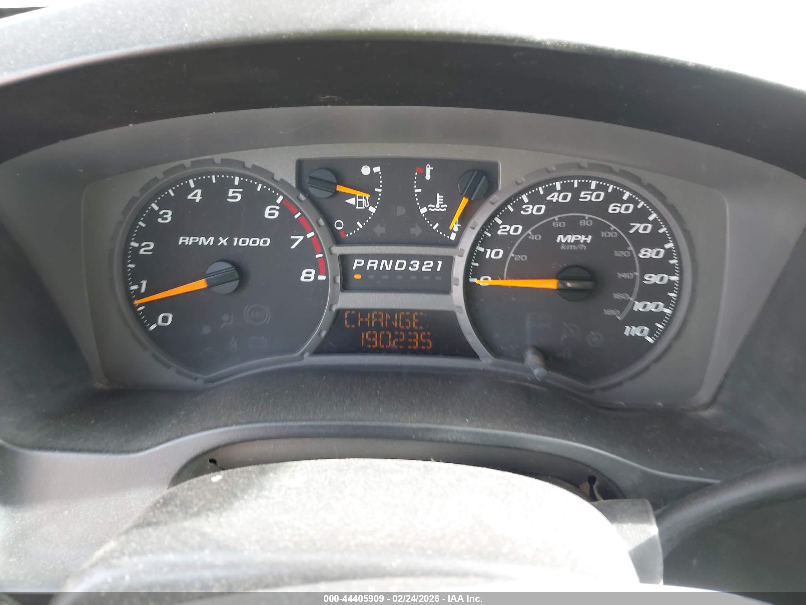 CHEVROLET COLORADO image 7