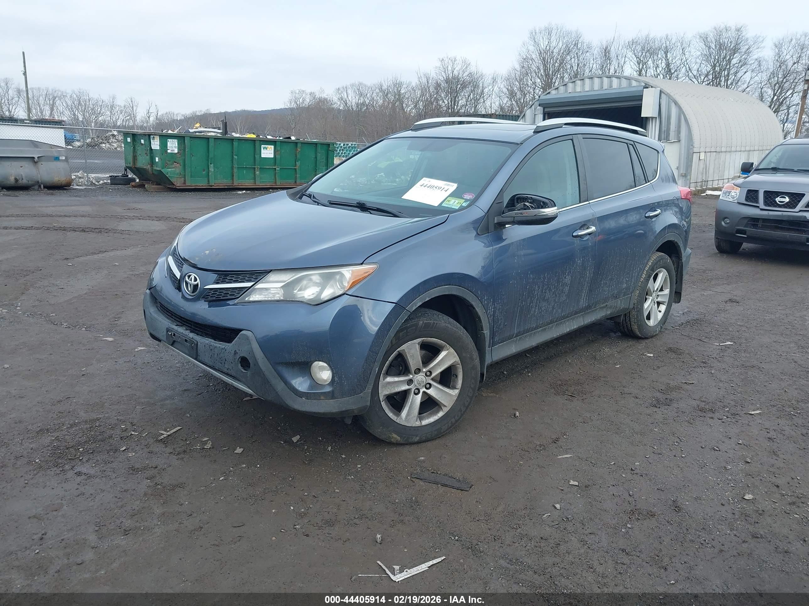 TOYOTA RAV4 image 2