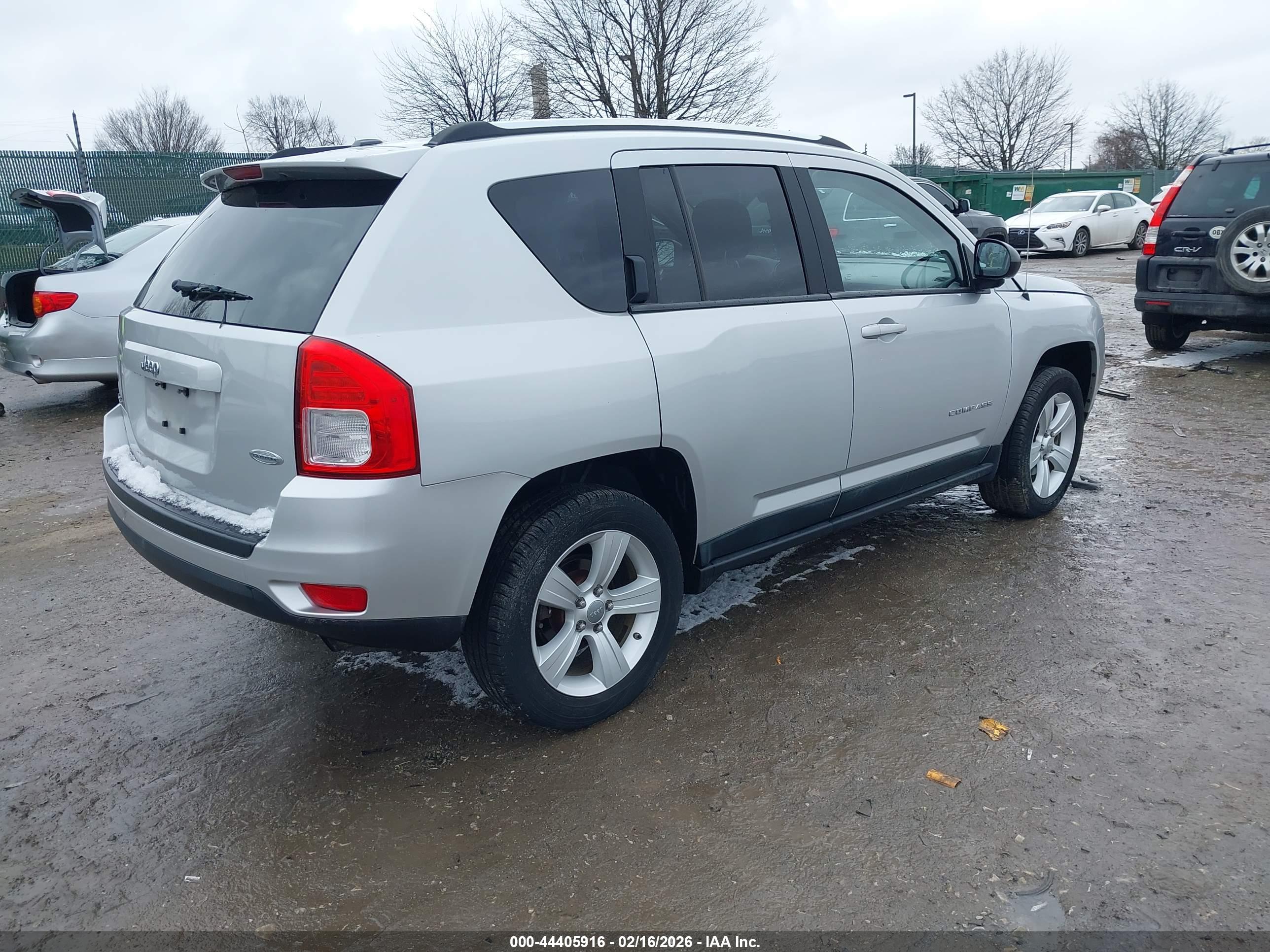 JEEP COMPASS image 4