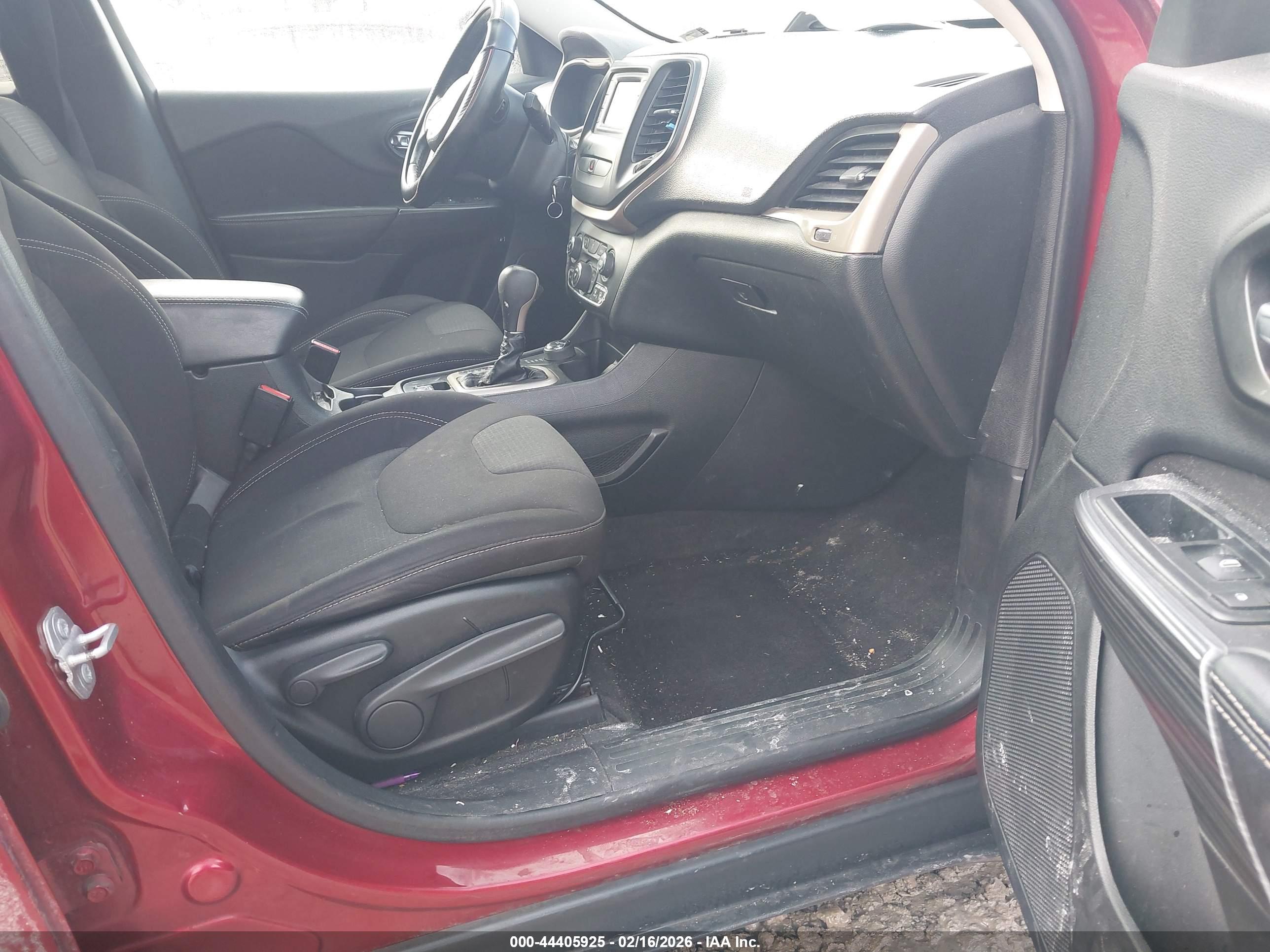 JEEP CHEROKEE image 5