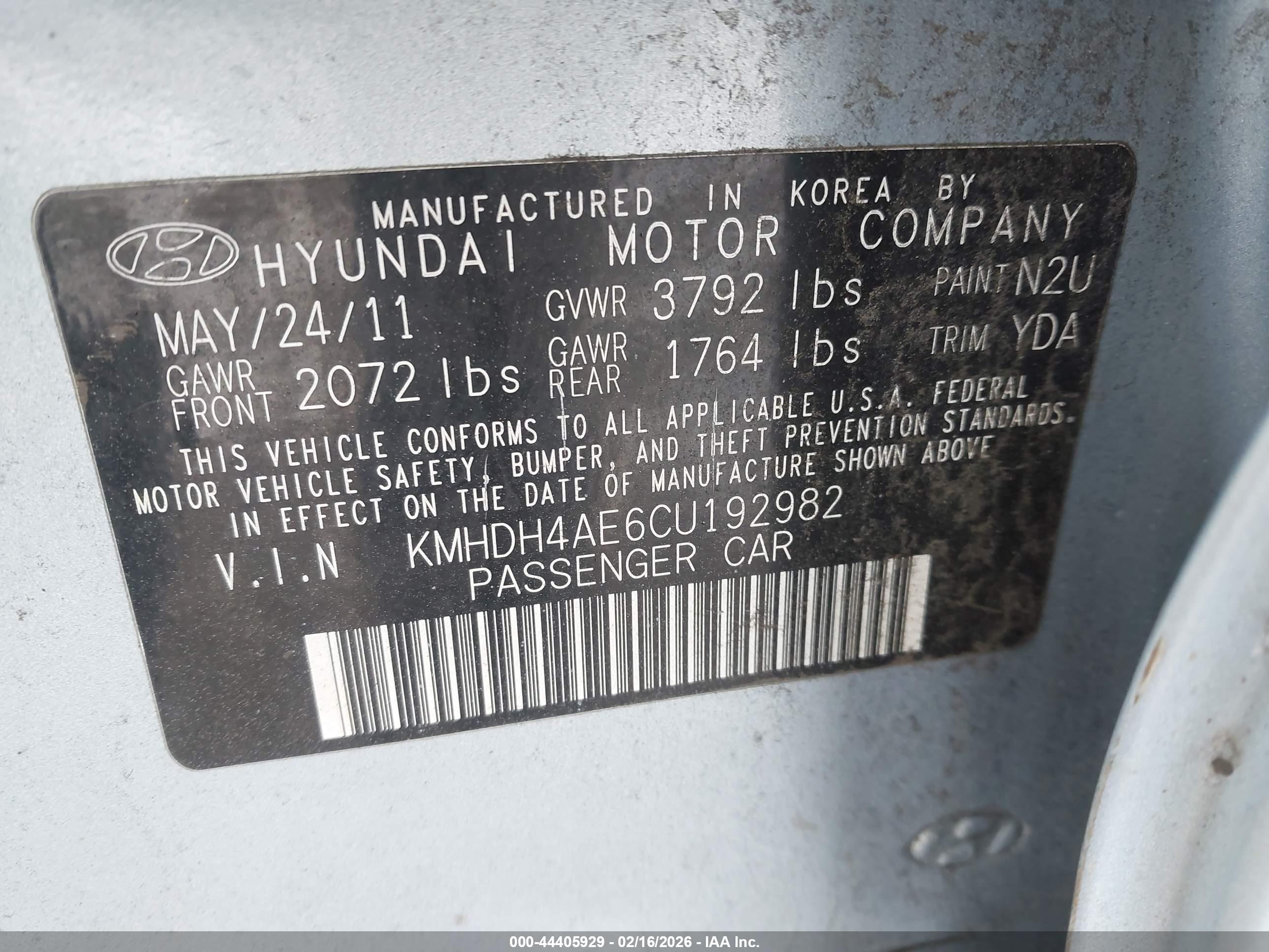 HYUNDAI ELANTRA image 9