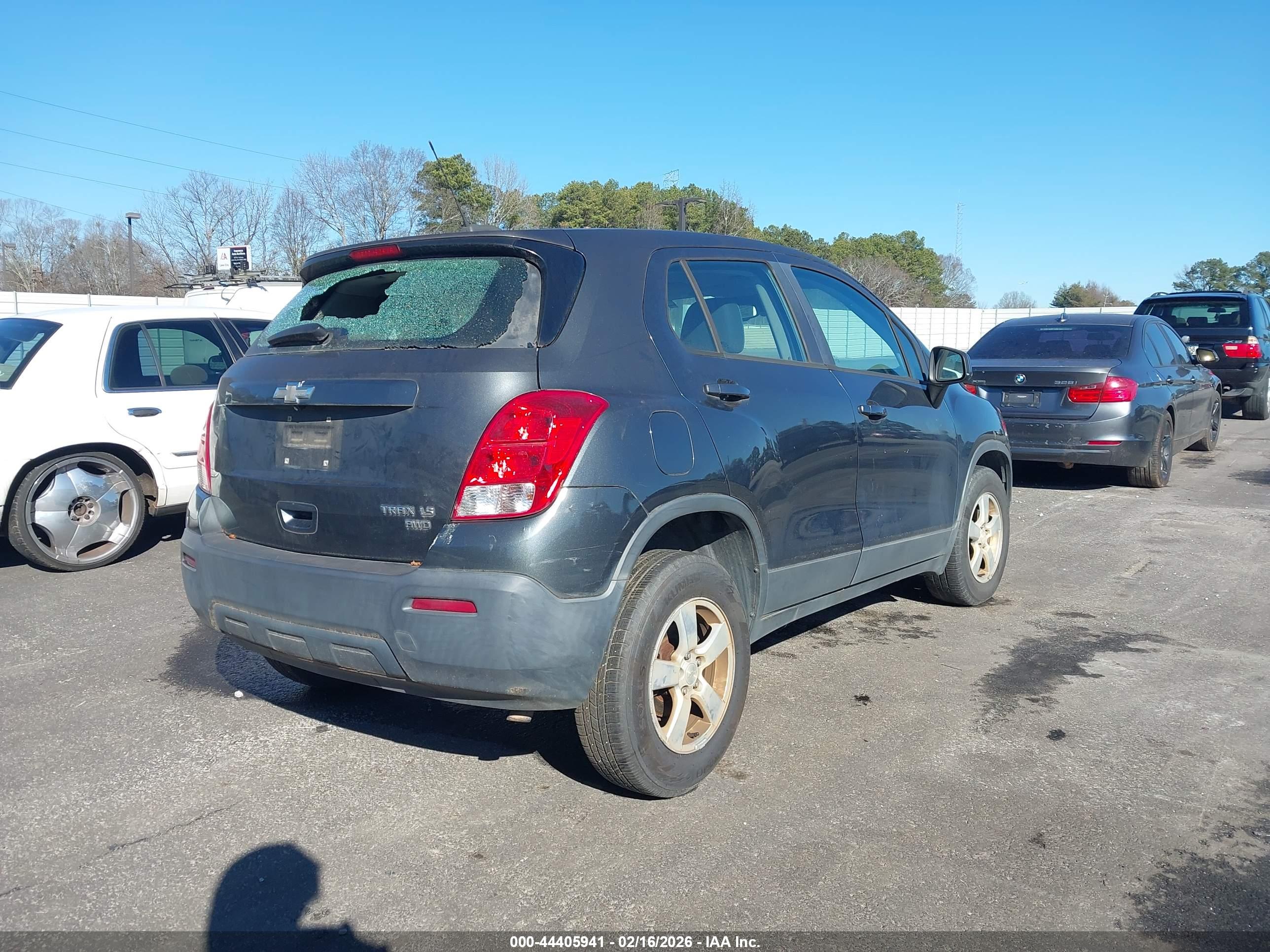 CHEVROLET TRAX image 4