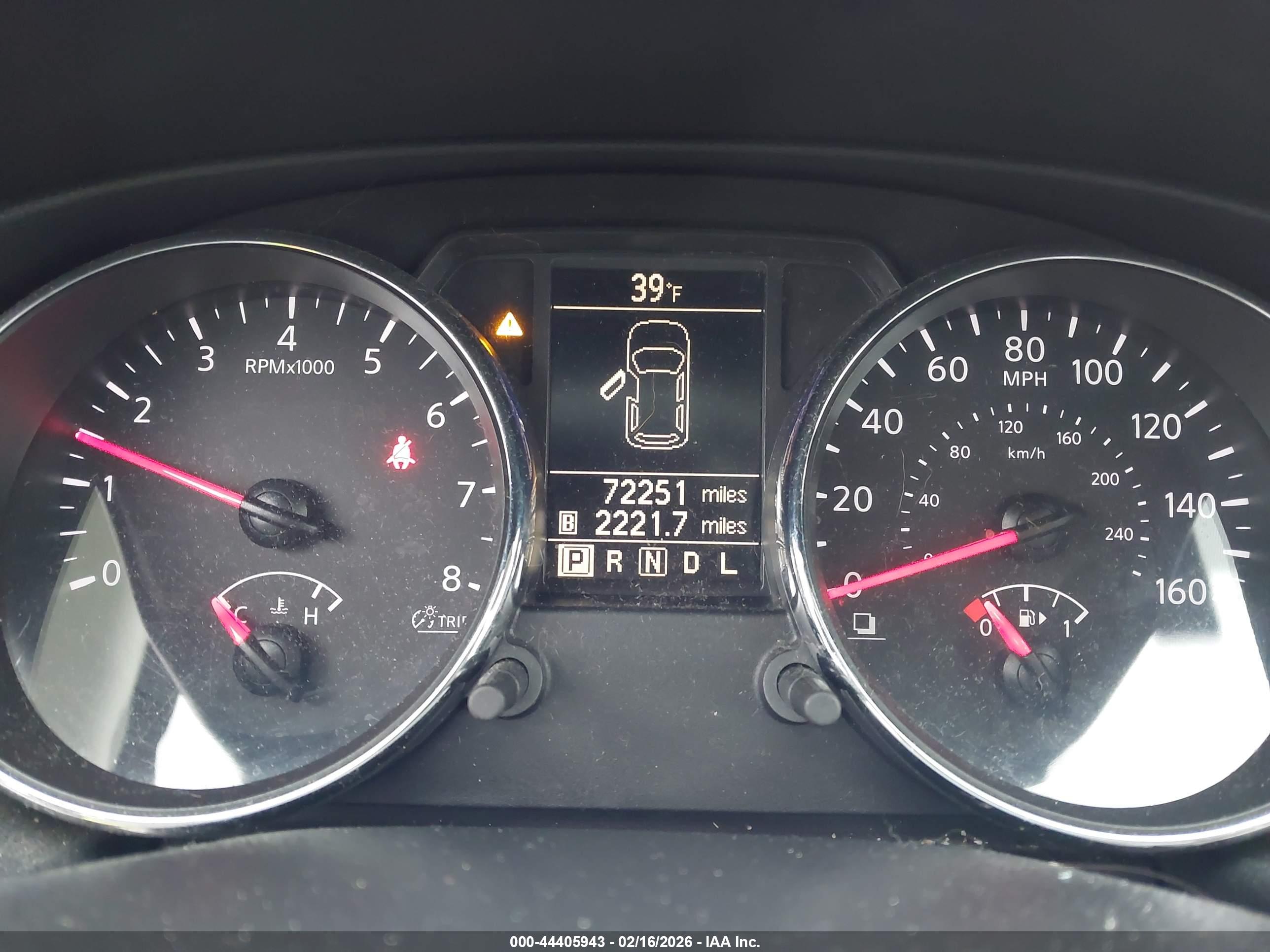 NISSAN ROGUE image 7