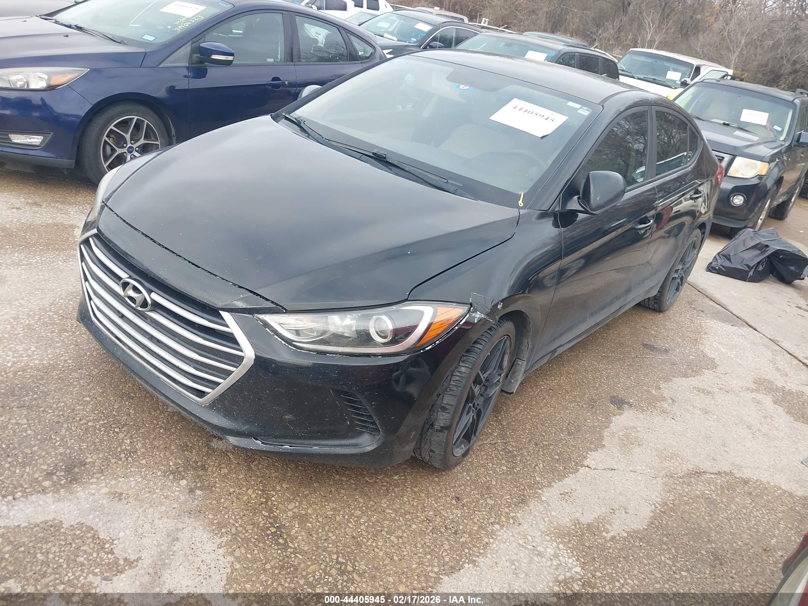 HYUNDAI ELANTRA image 2