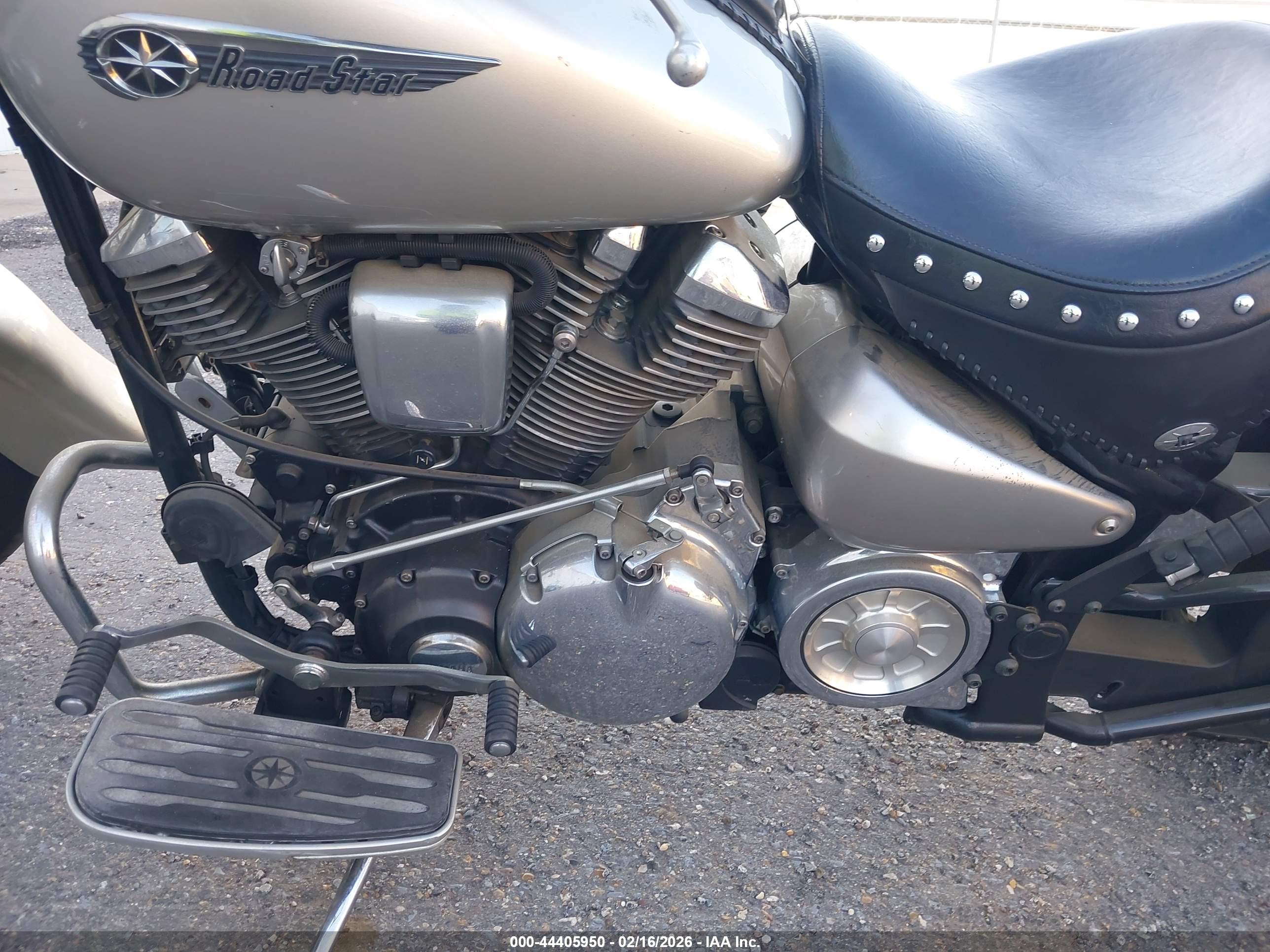 YAMAHA XV1600 image 8