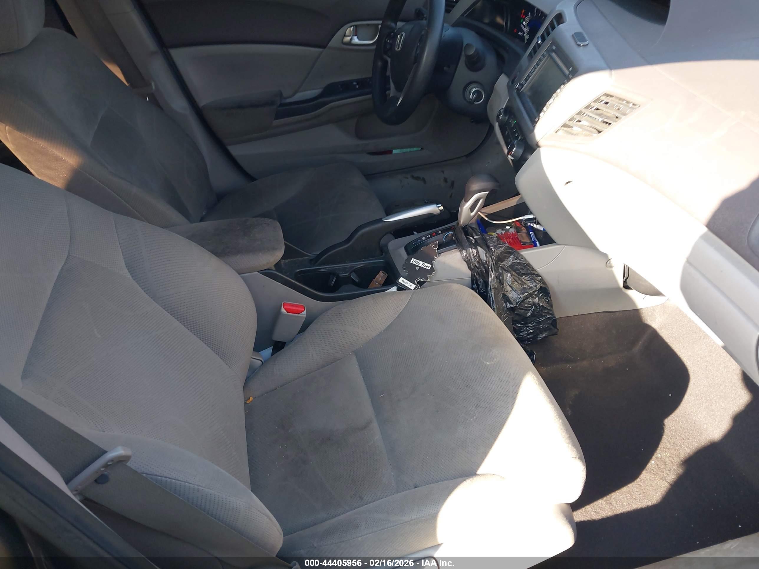 HONDA CIVIC image 5