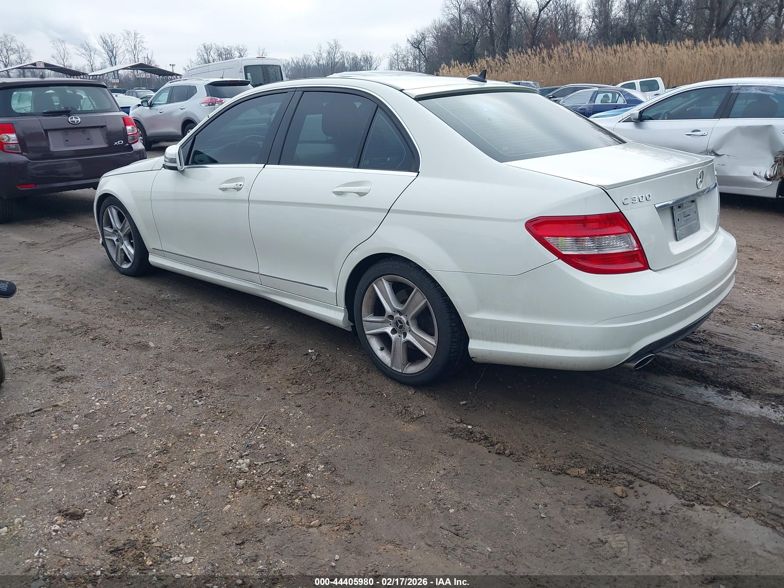 MERCEDES-BENZ C image 3