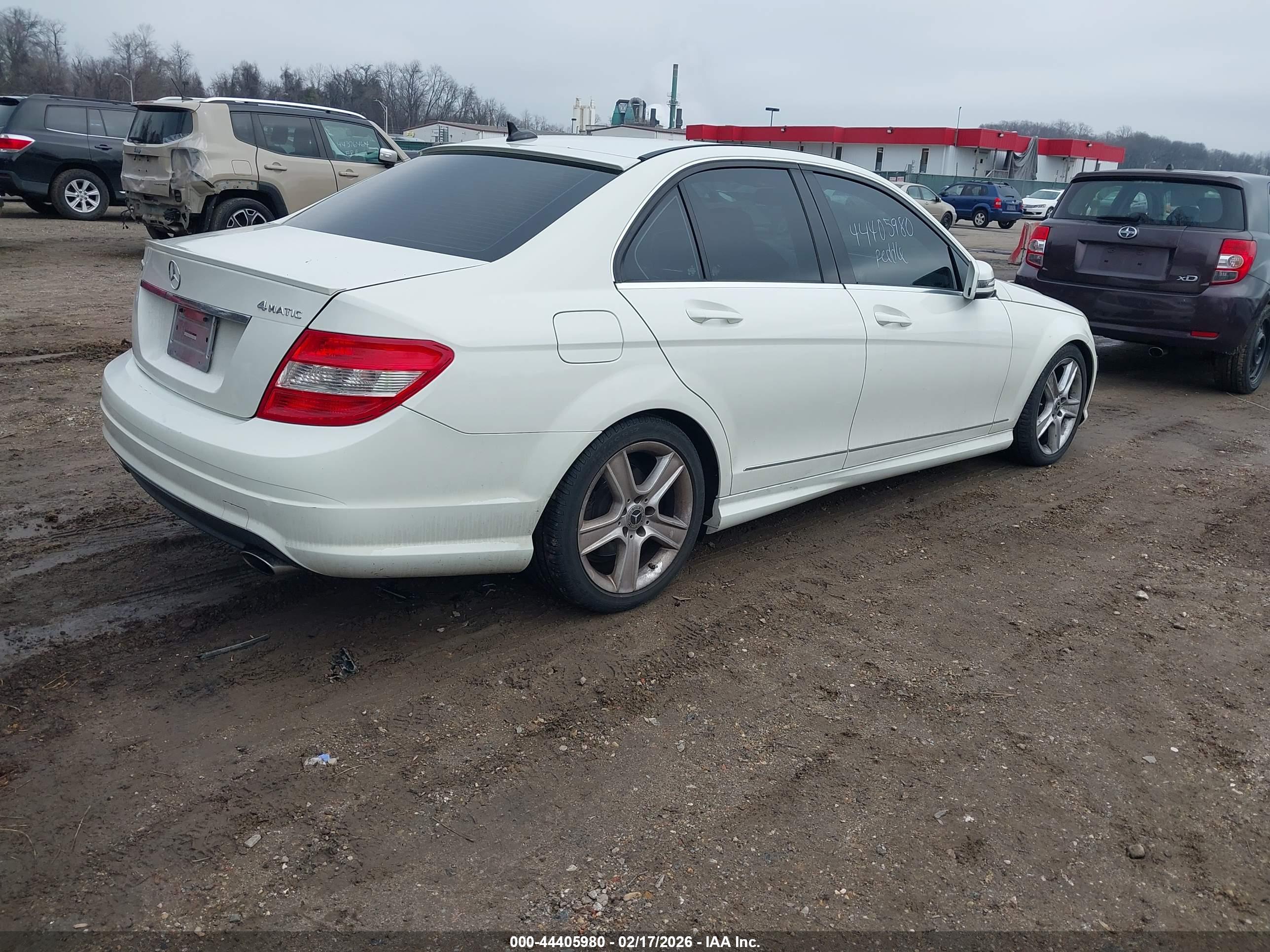 MERCEDES-BENZ C image 4
