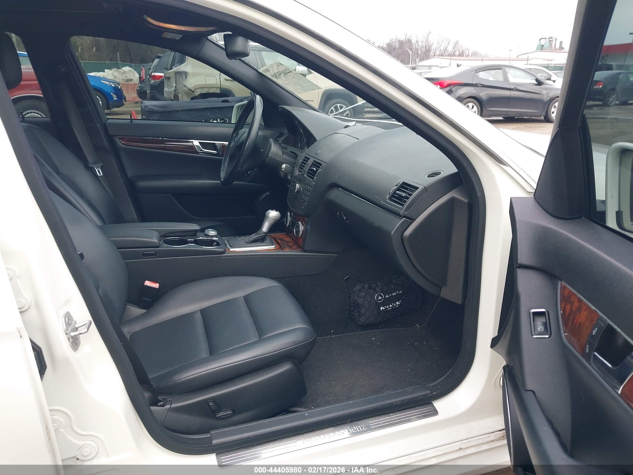 MERCEDES-BENZ C image 5