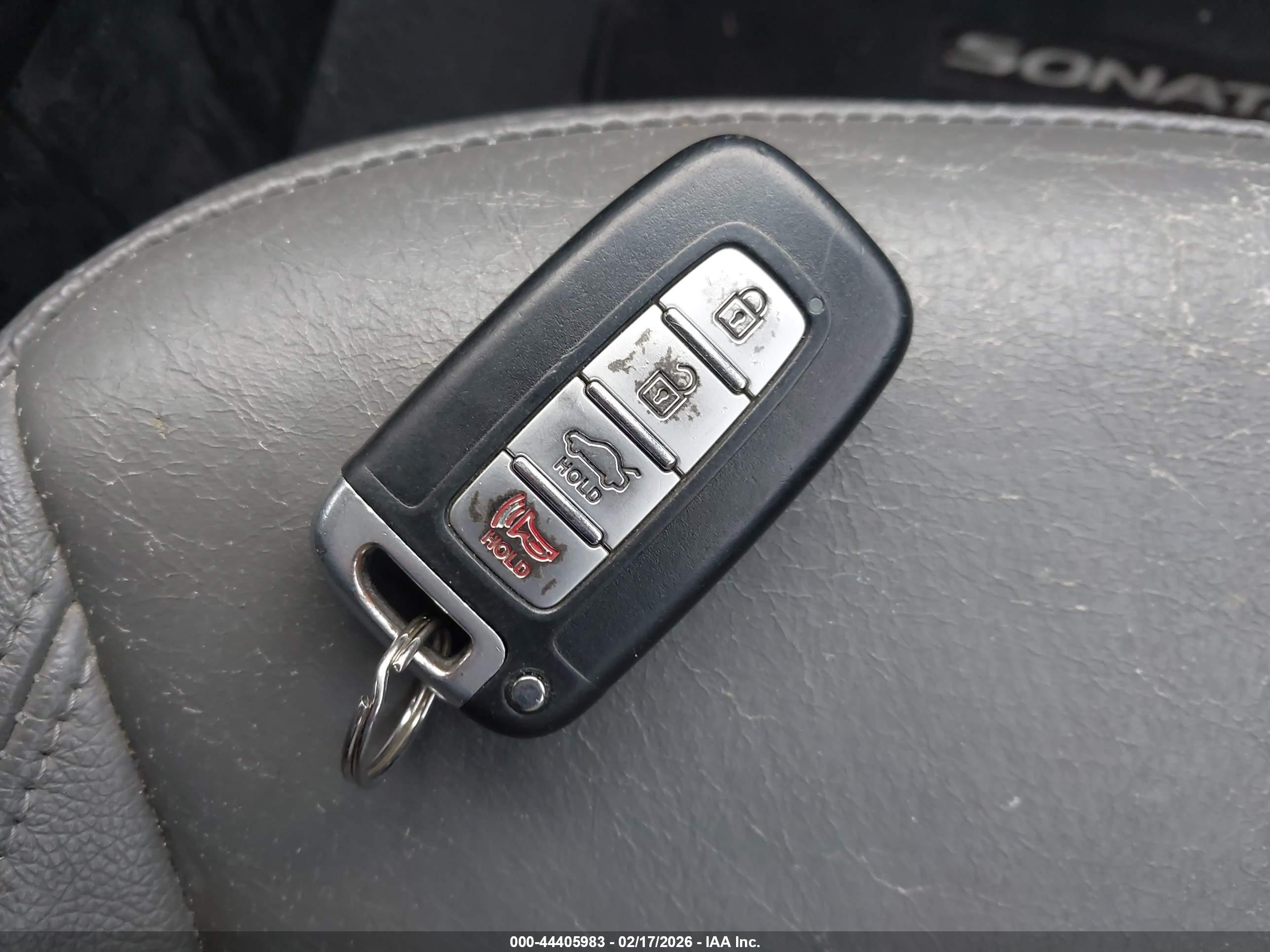 HYUNDAI SONATA image 11
