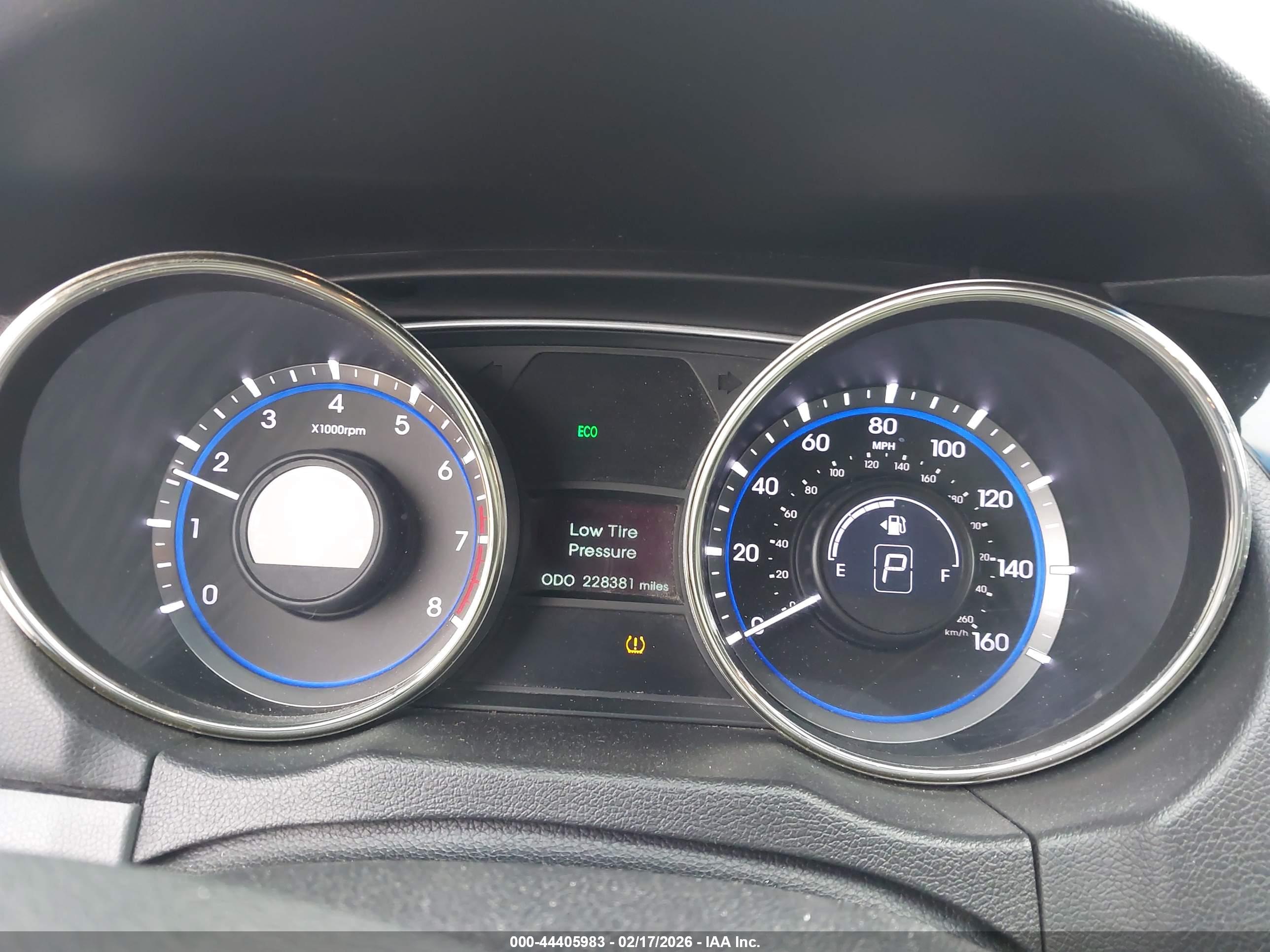 HYUNDAI SONATA image 7