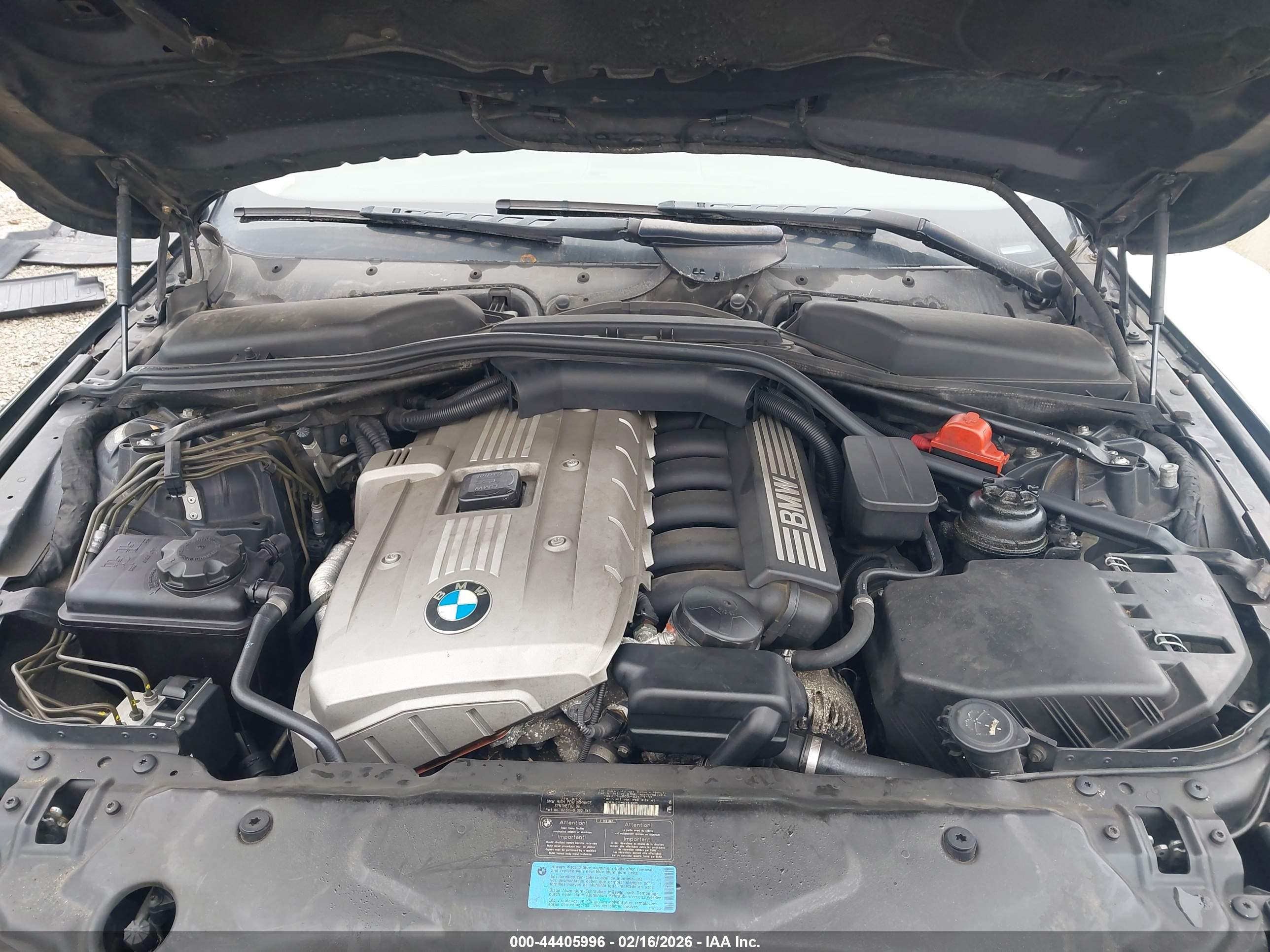 BMW 525I image 10