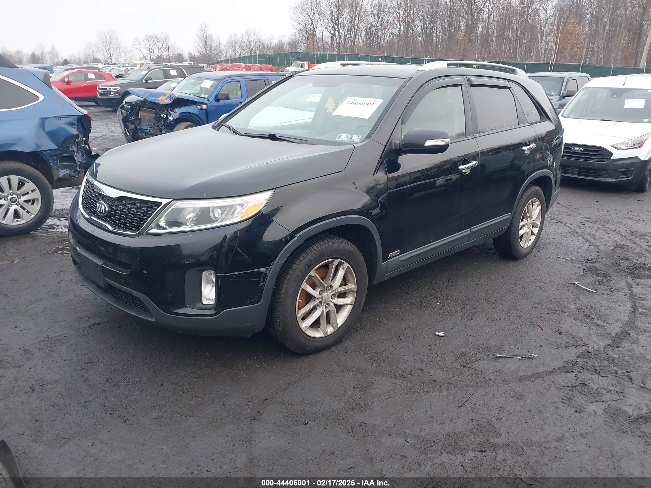 KIA SORENTO image 2