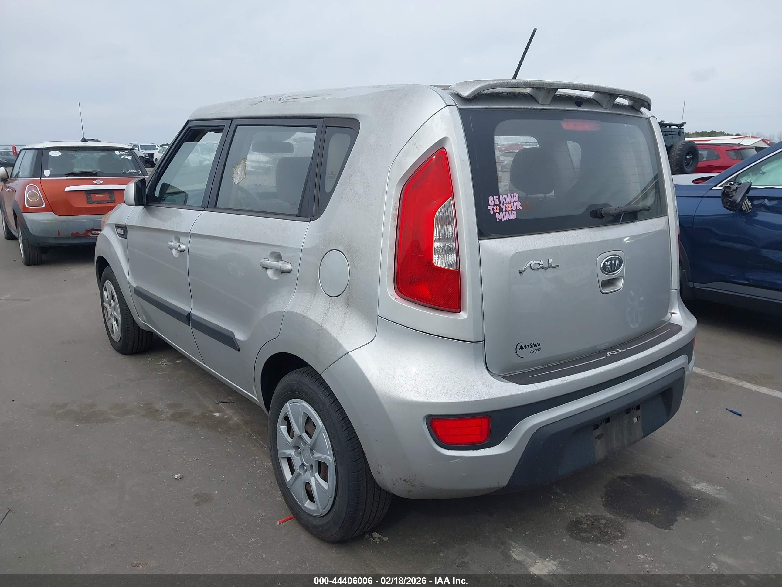 KIA SOUL image 3