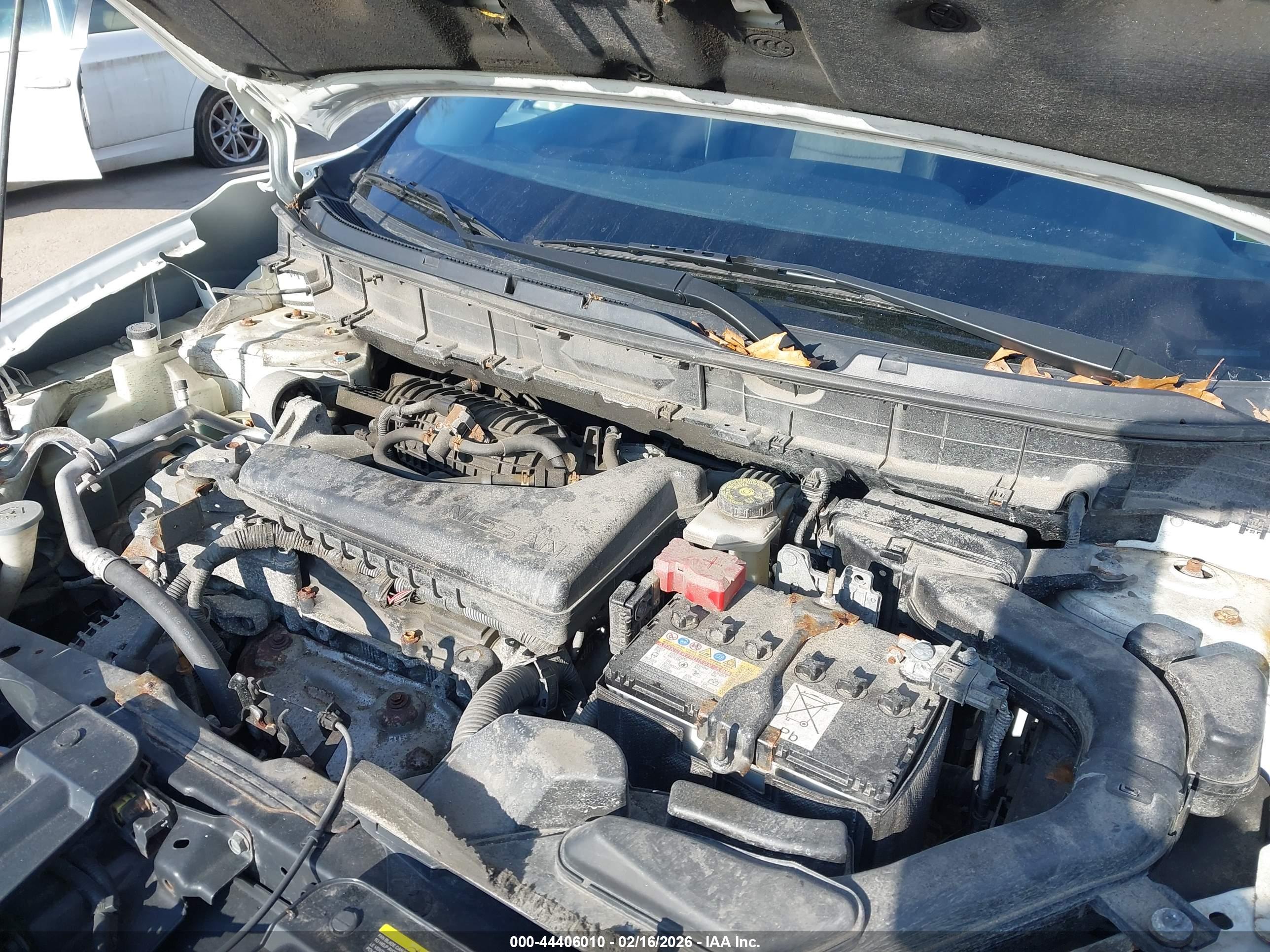 NISSAN ROGUE image 10