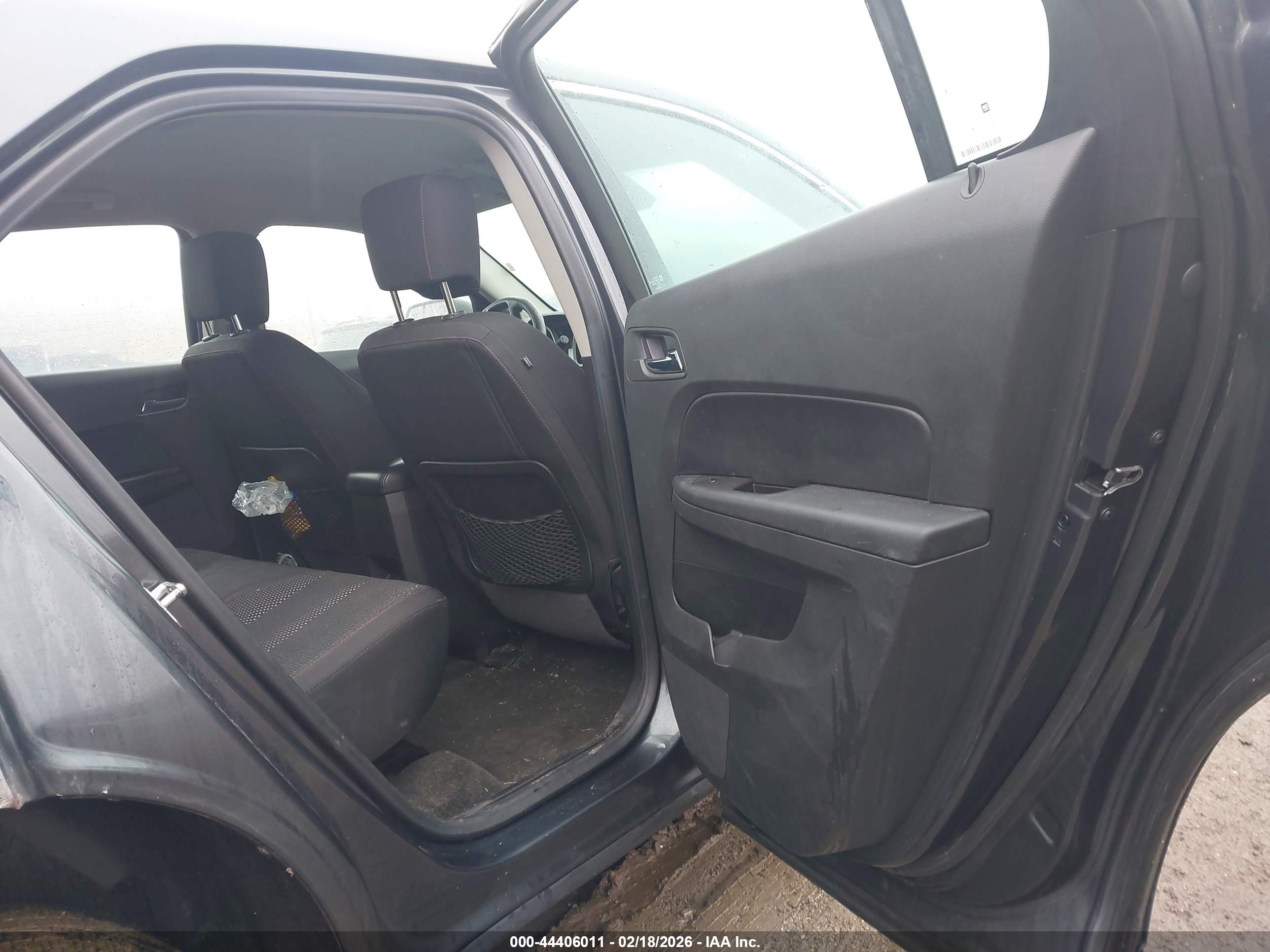 CHEVROLET EQUINOX image 8