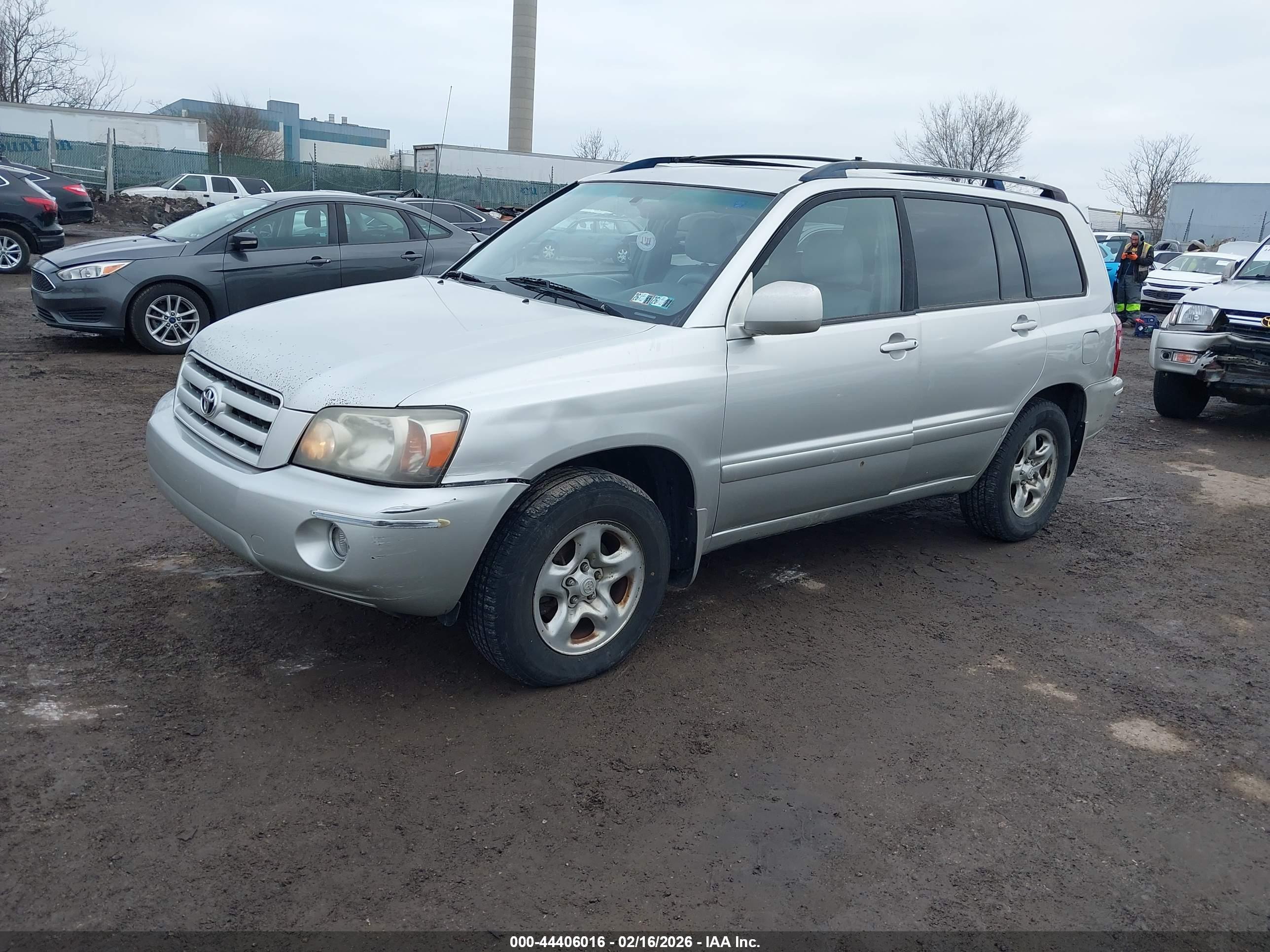 TOYOTA HIGHLANDER image 2