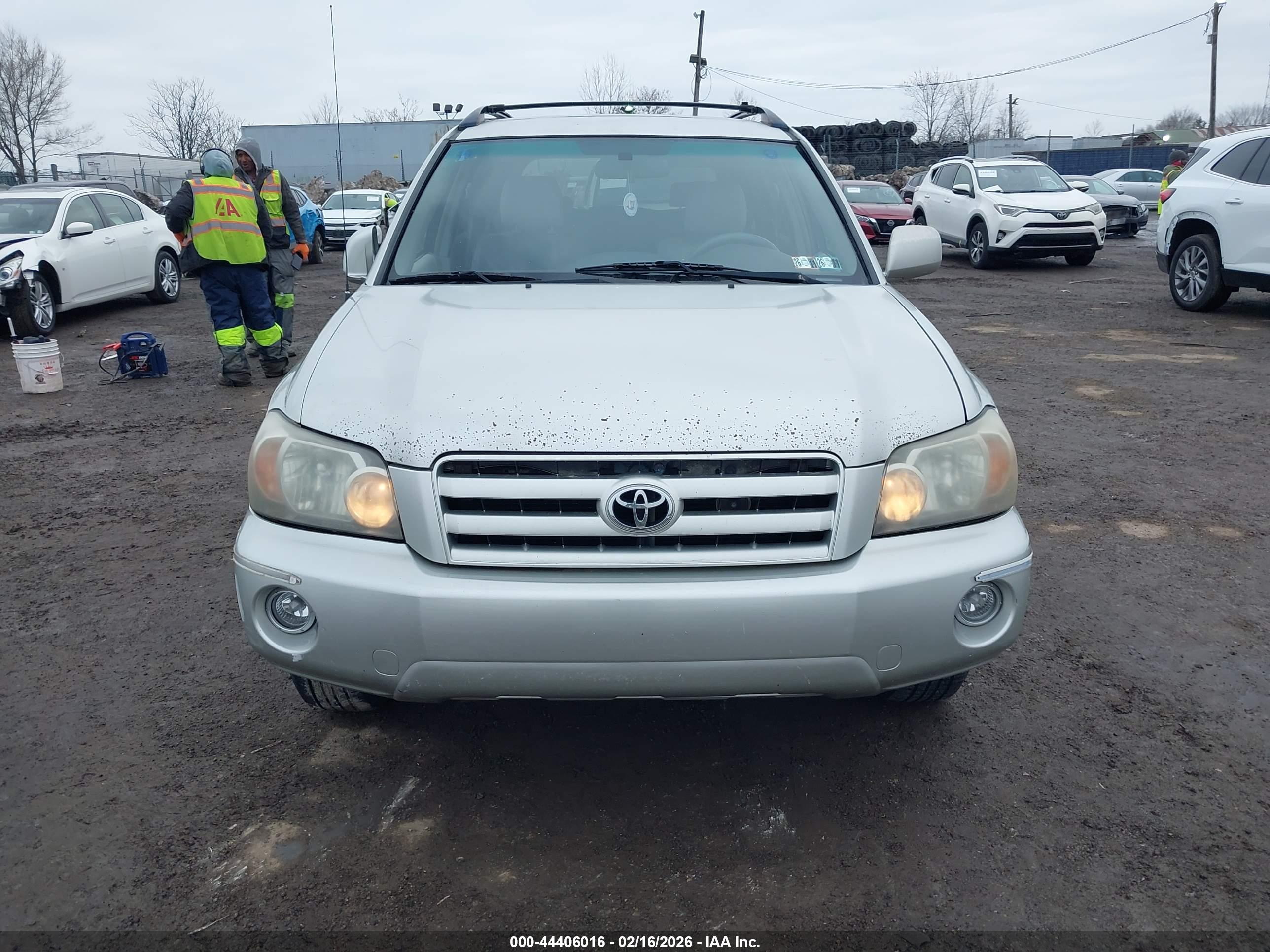 TOYOTA HIGHLANDER image 6