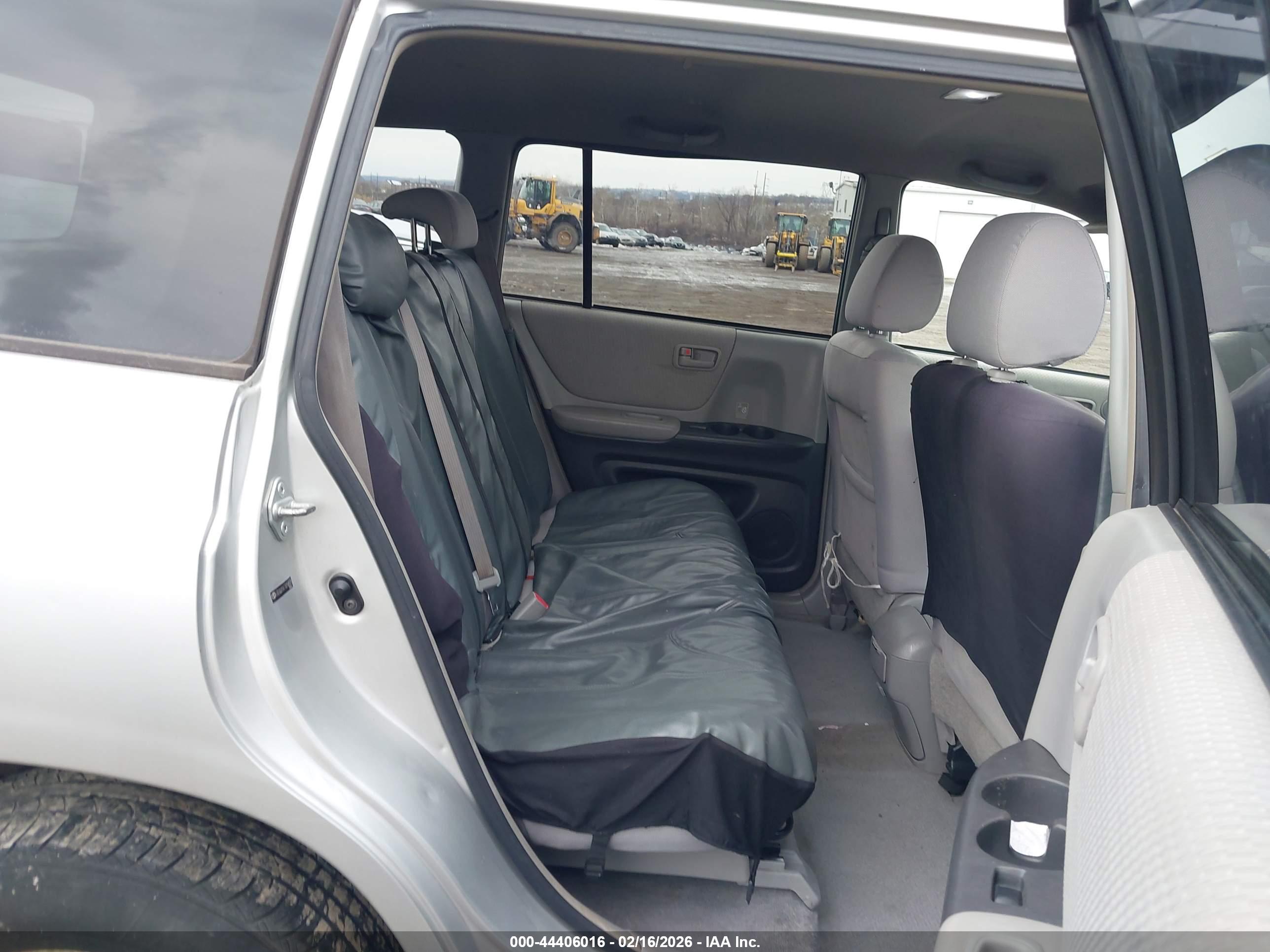 TOYOTA HIGHLANDER image 8