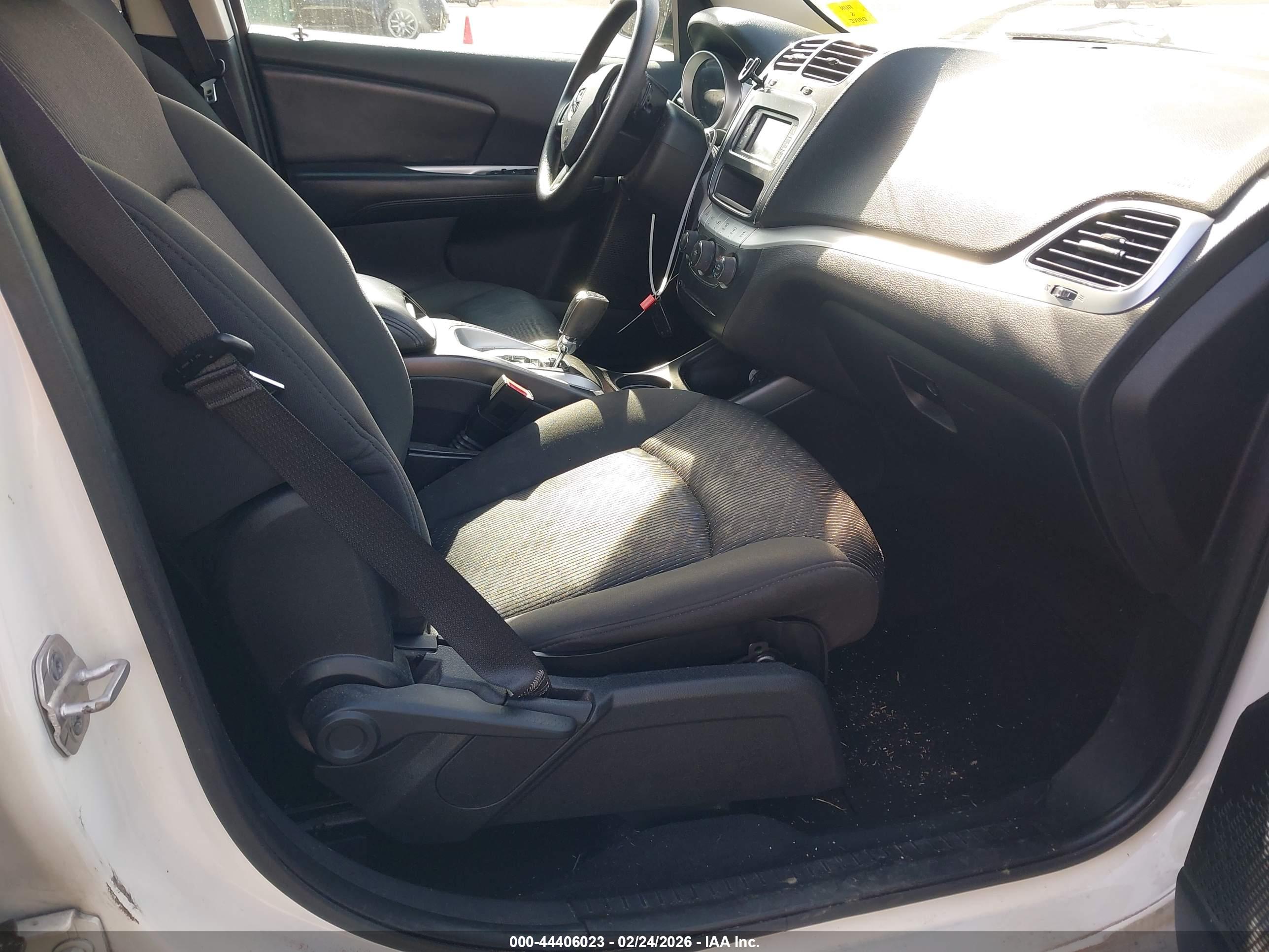 DODGE JOURNEY image 5