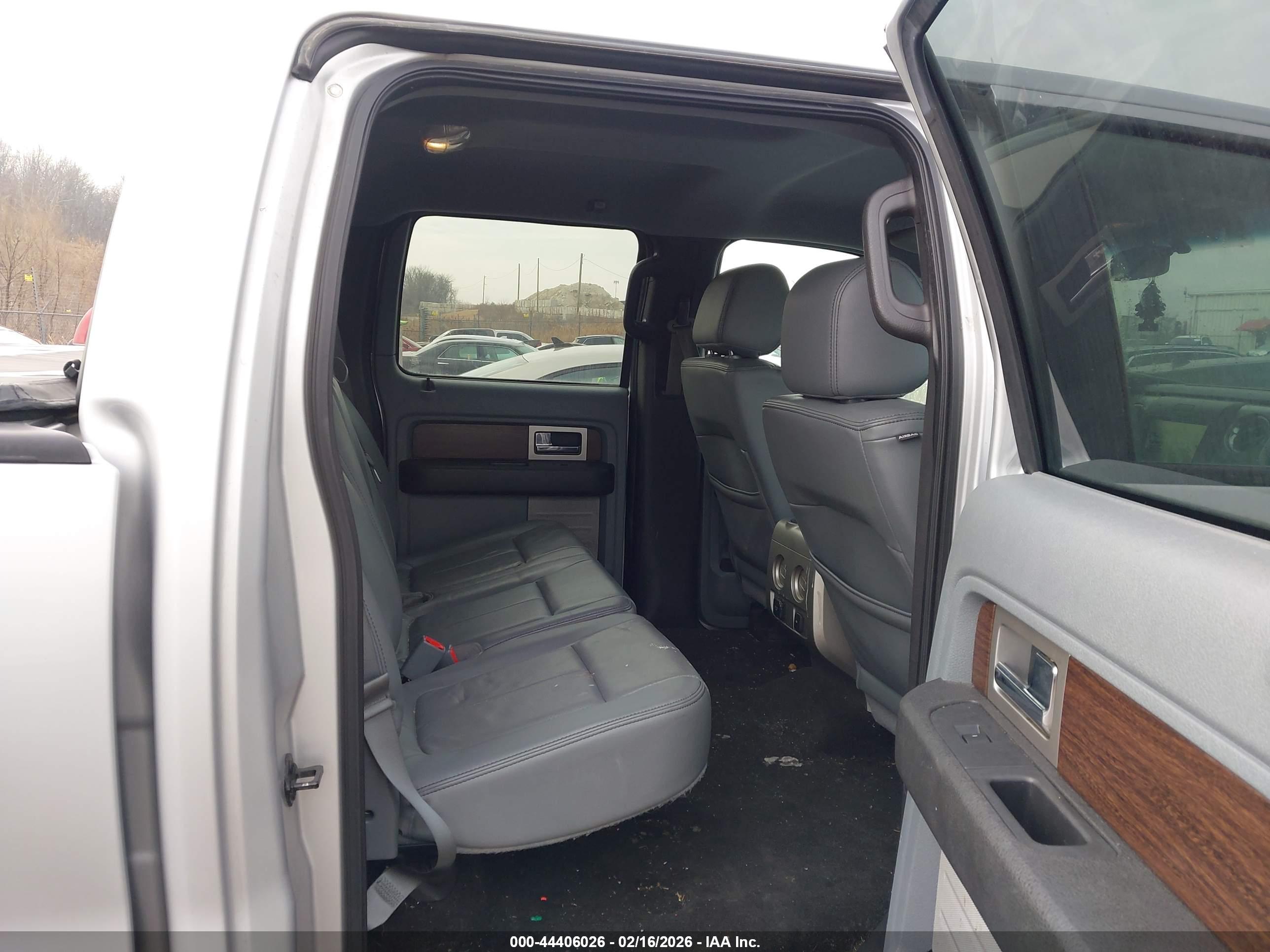 FORD F-150 image 8