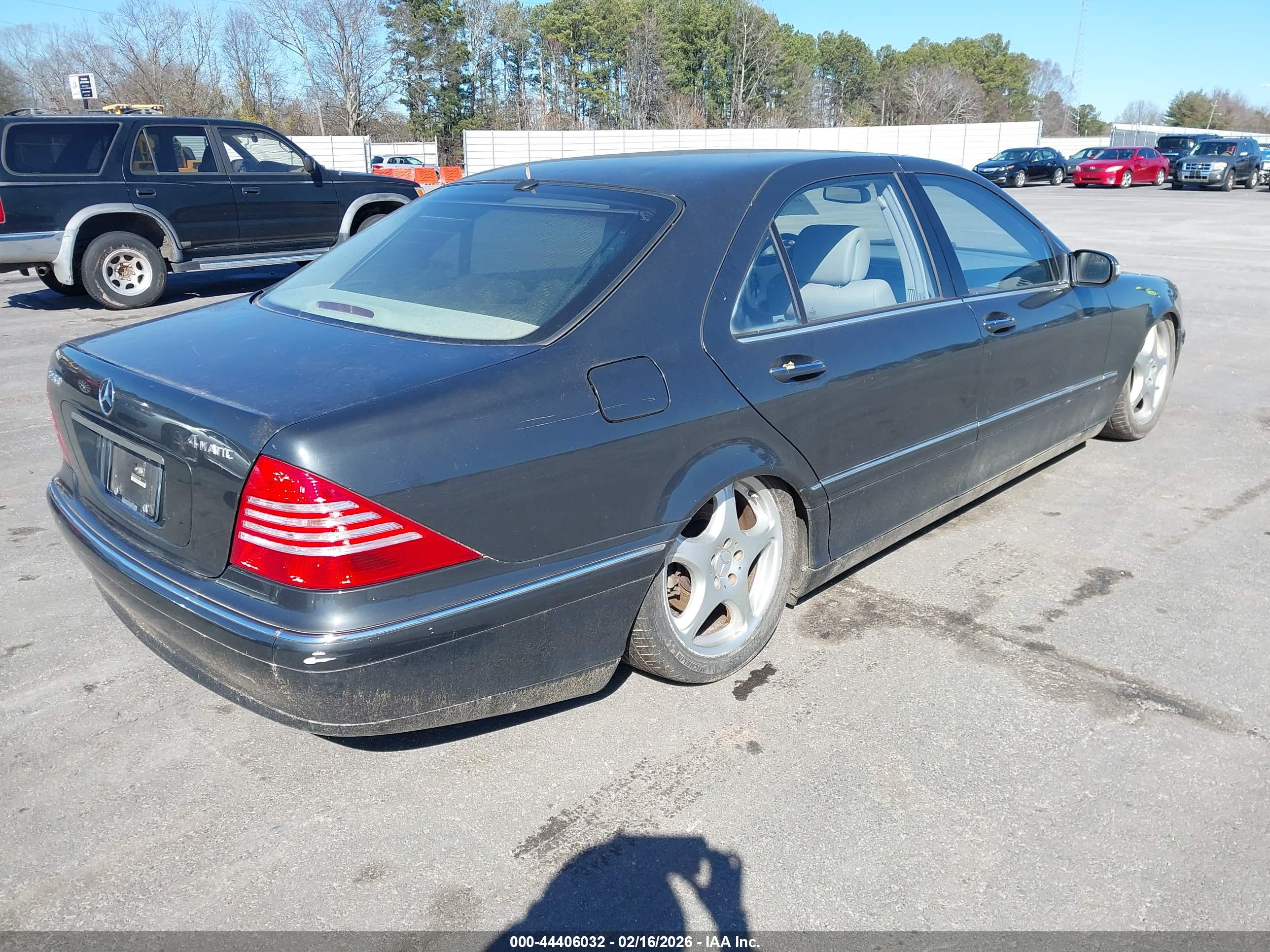 MERCEDES-BENZ S image 4