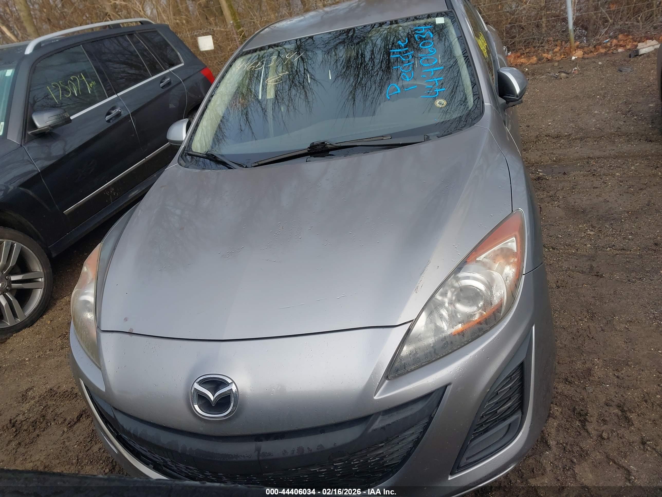 MAZDA MAZDA3 image 6